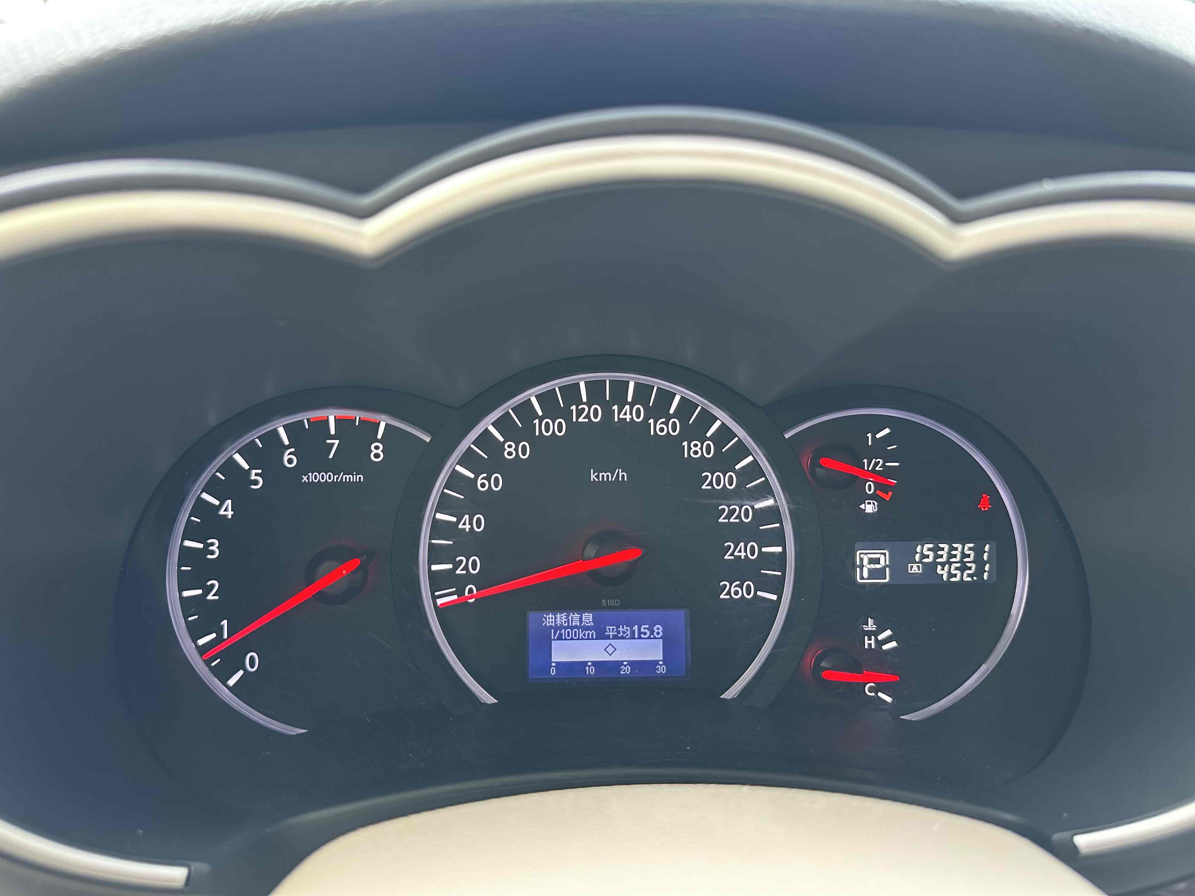 Nissan Quest 2016 imagem de carro #11