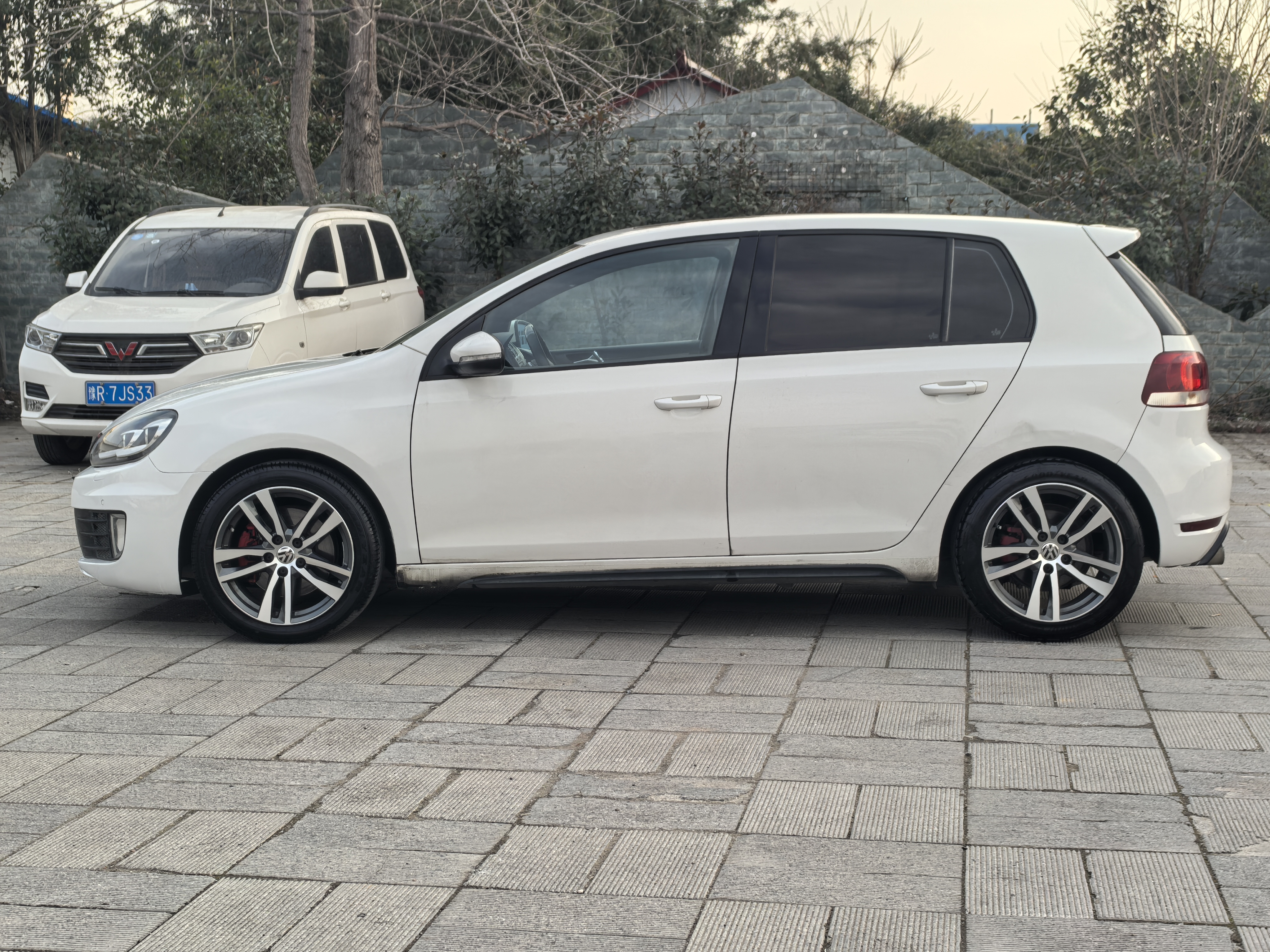 Volkswagen GolfGTI 2013 car image #11