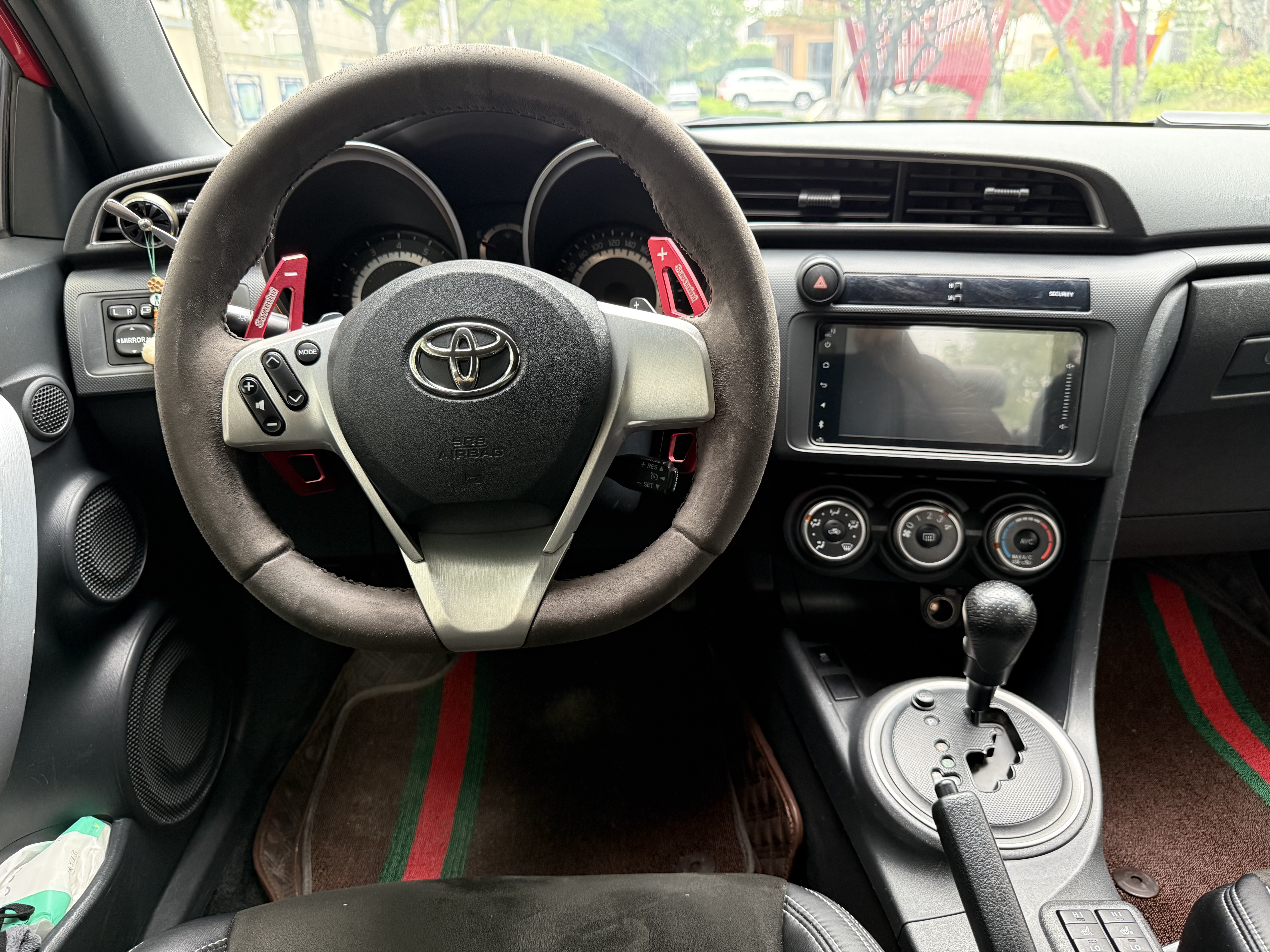 Toyota Zelas 2011 car image #11