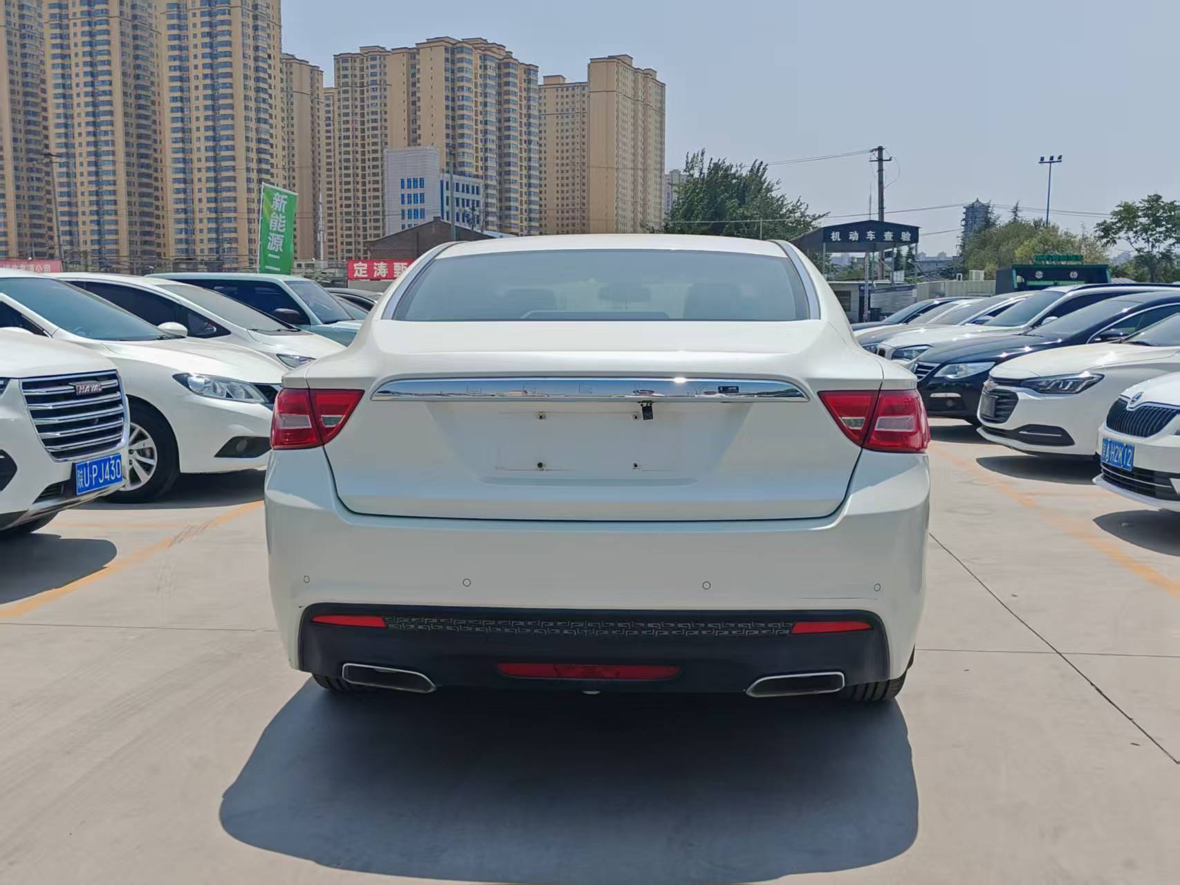 GEELY Ulion 2015 immagine di auto #11