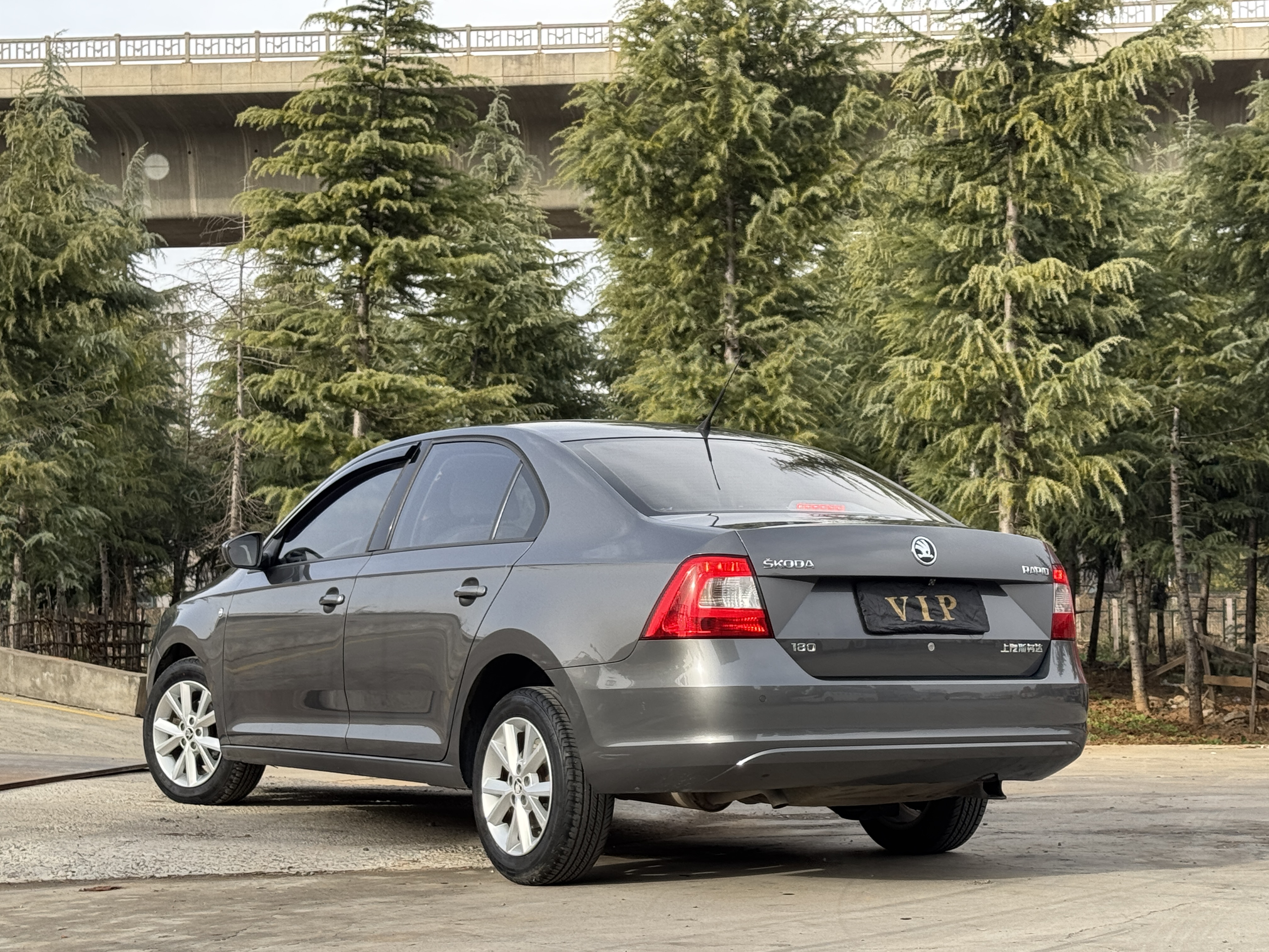 Skoda Rapid 2016 #11 Skoda Rapid 2016 car image #11