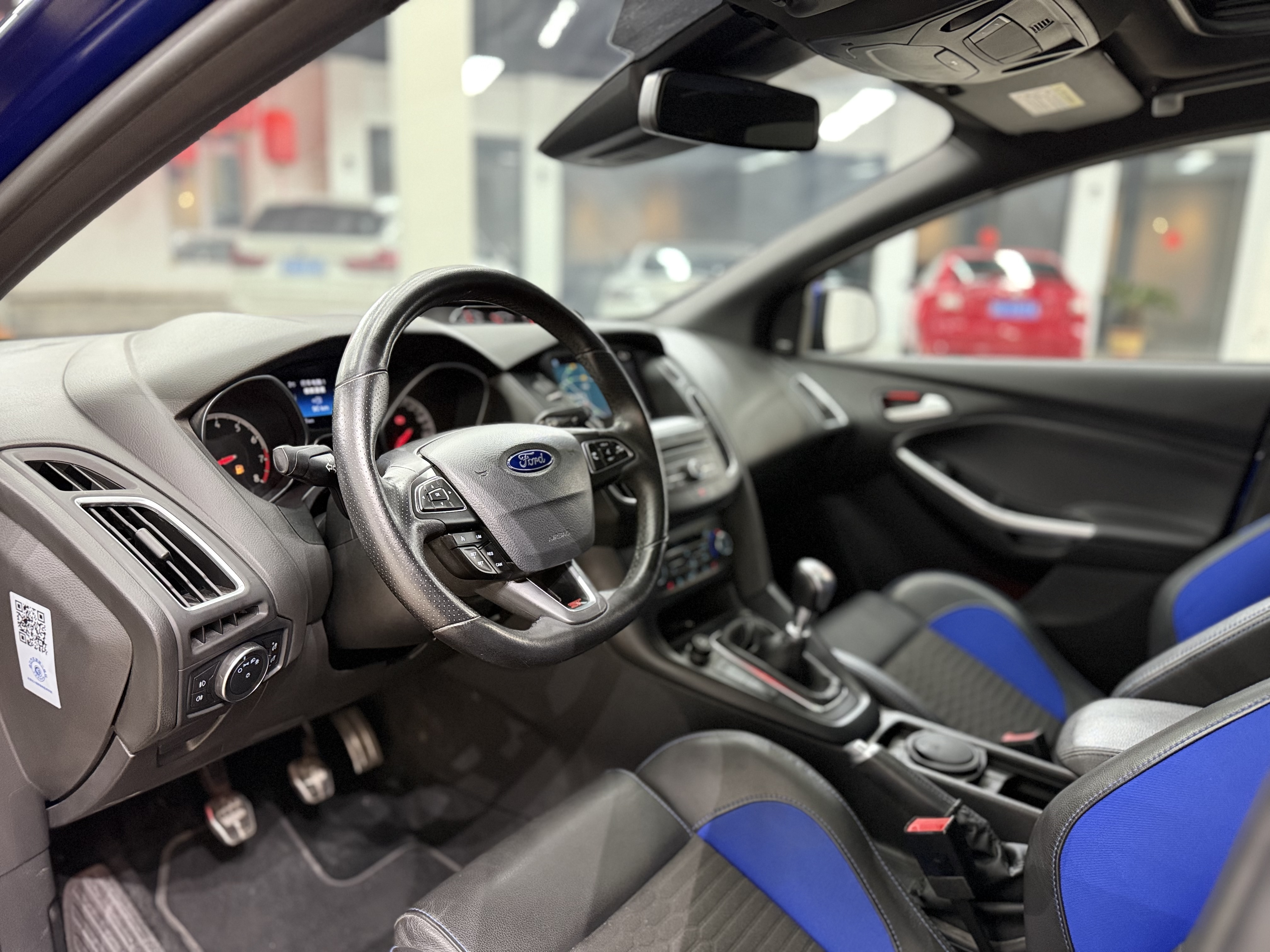 Ford Focus (Imported) 2017 car image #11