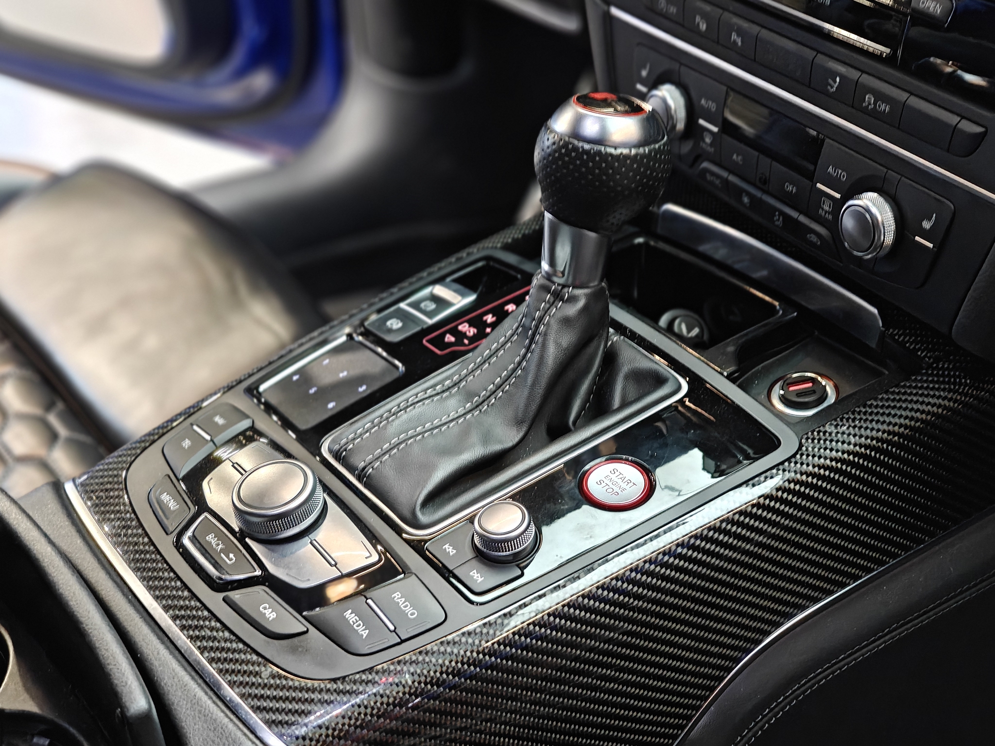 Audi RS 7 2017 car image #11