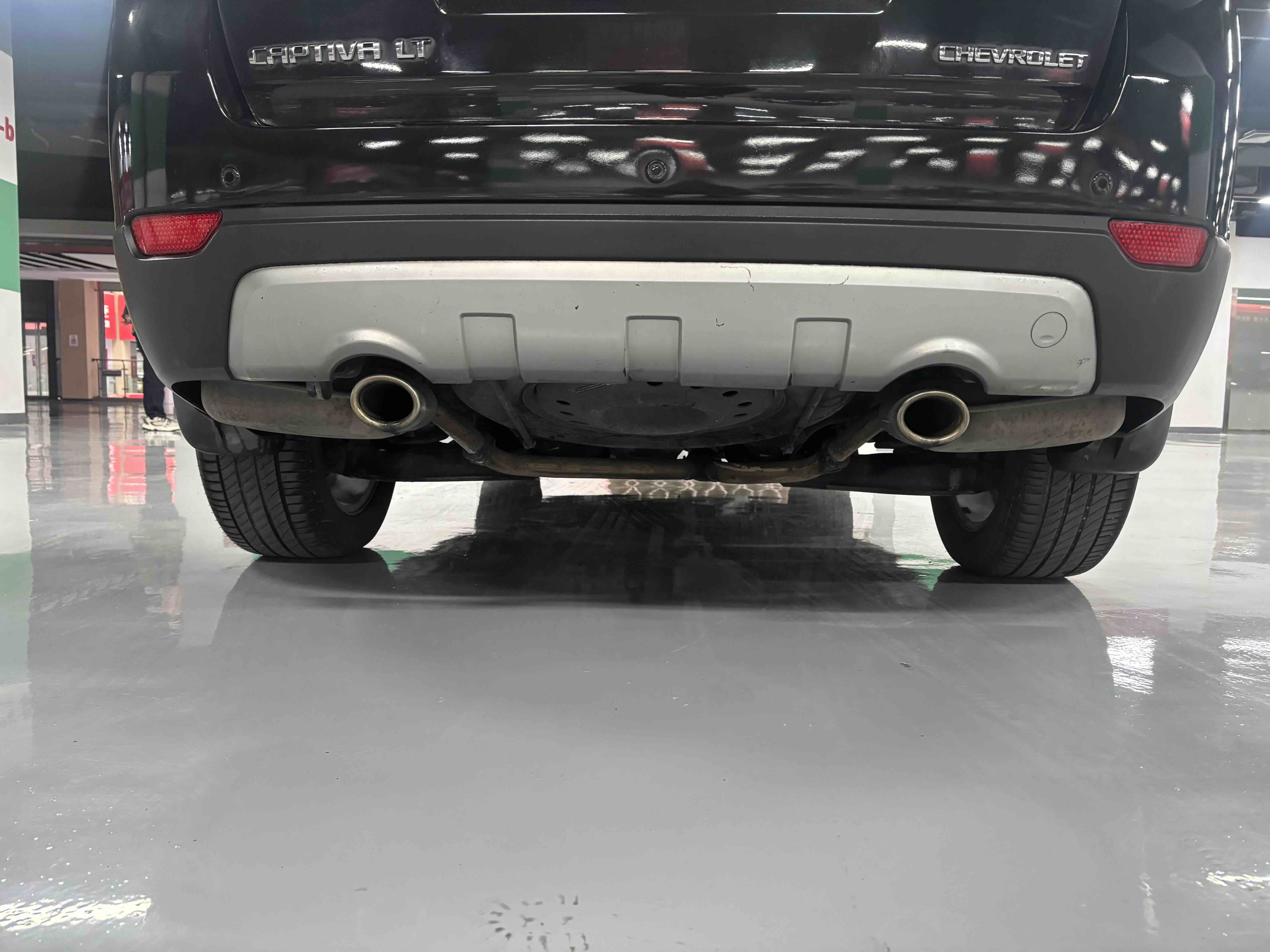 Chevrolet Captiva (Imported) 2012 car image #11