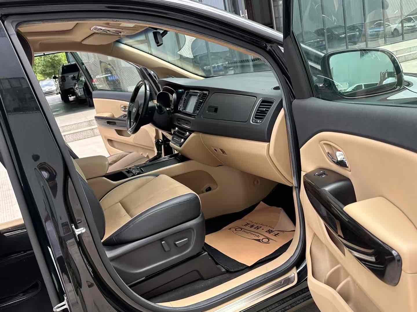 Kia Carnival (Imported) 2015 immagine di auto #11