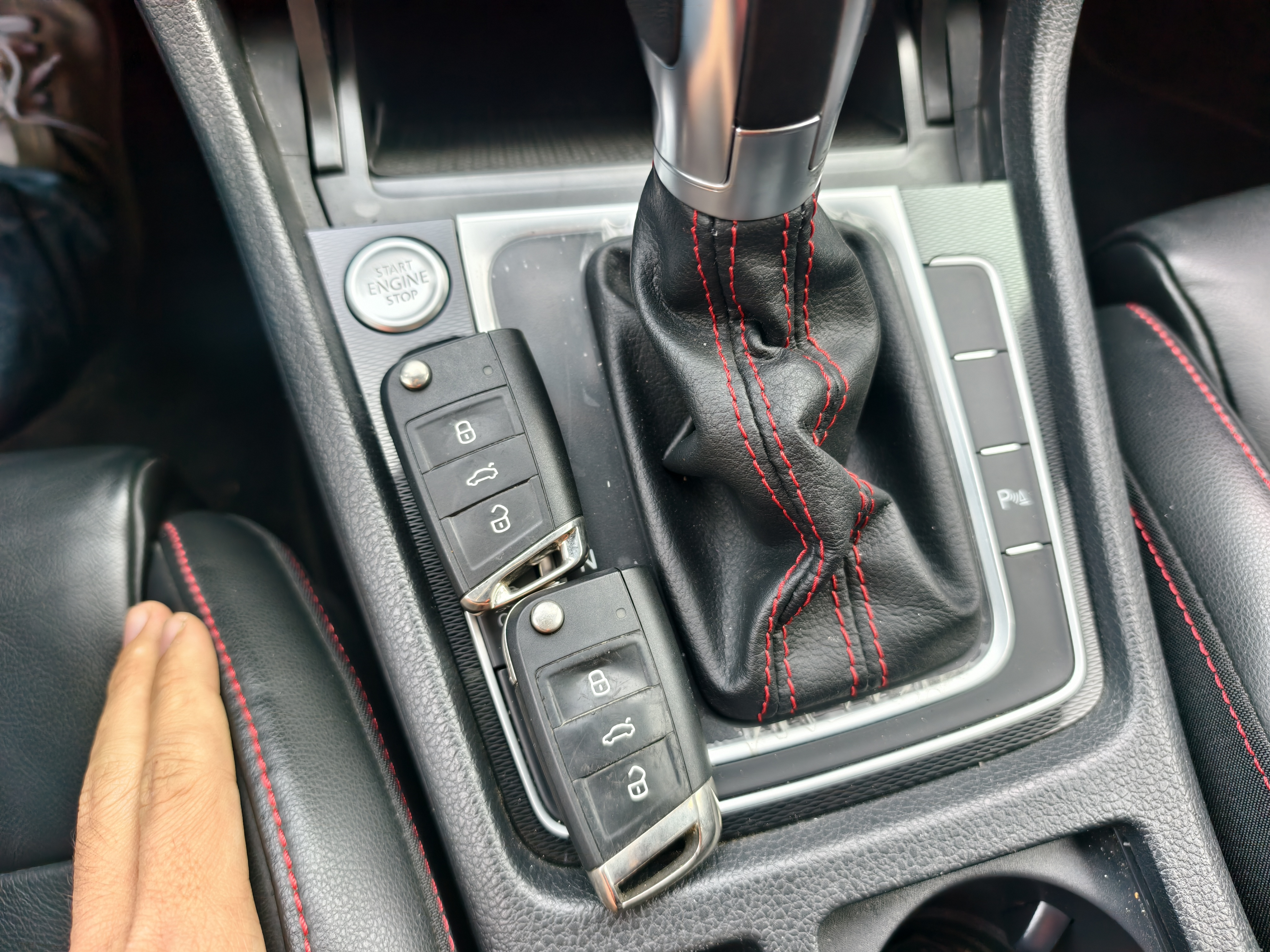 Volkswagen GolfGTI 2016 car image #11