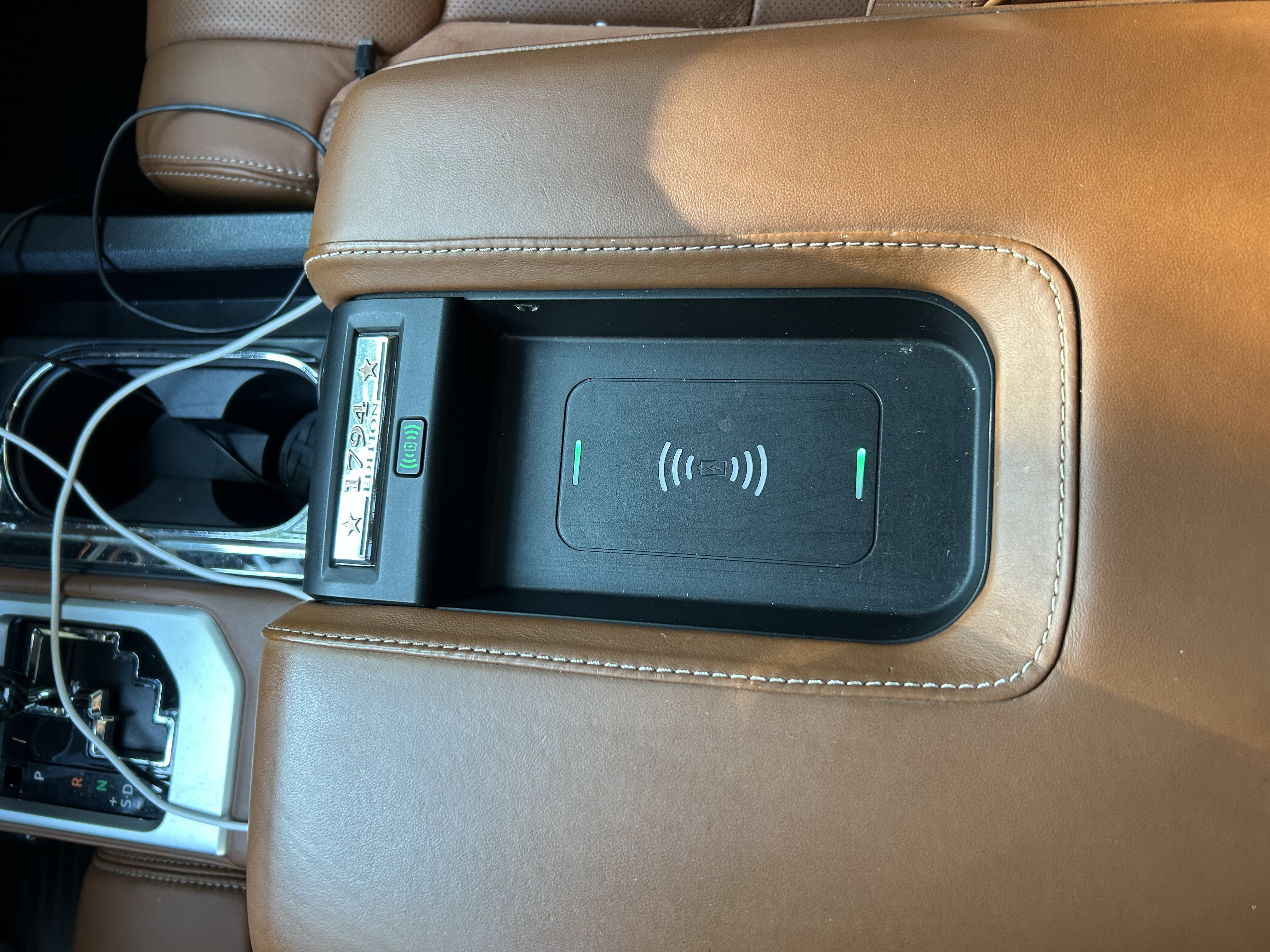 Toyota Tundra 2016 car image #11