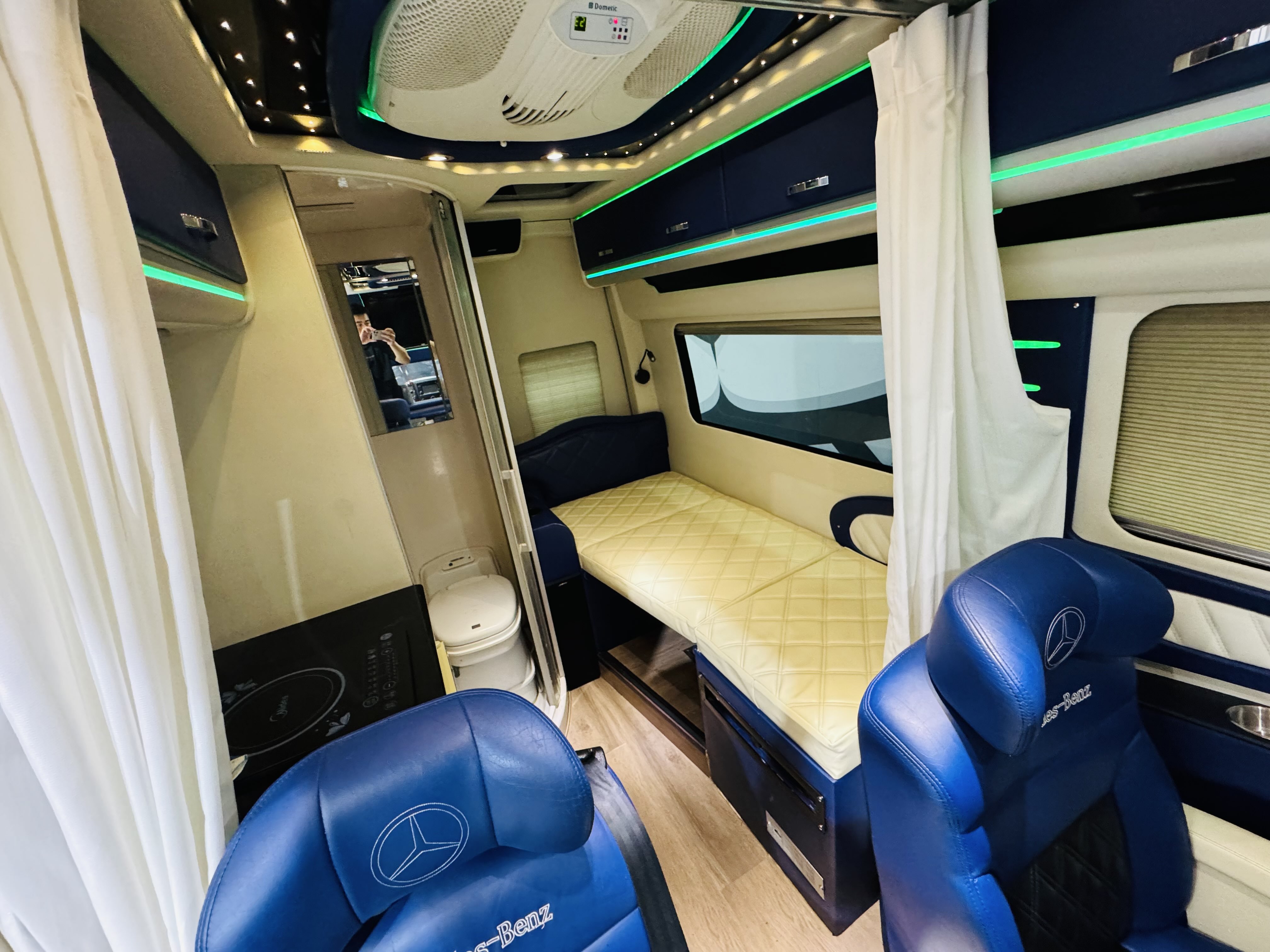 Mercedes-Benz Sprinter 2017 car image #11