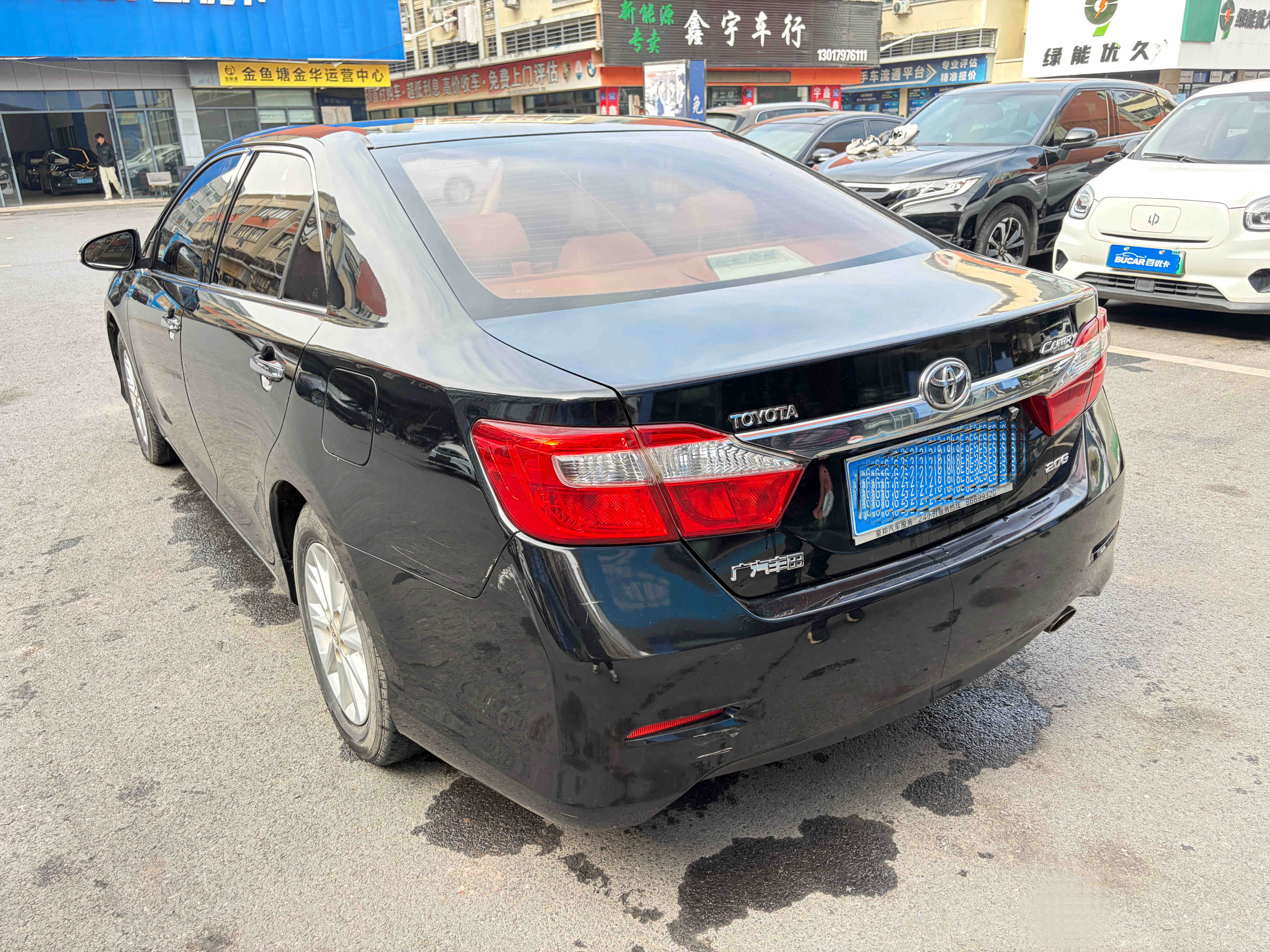 Toyota Camry 2012 immagine di auto #11