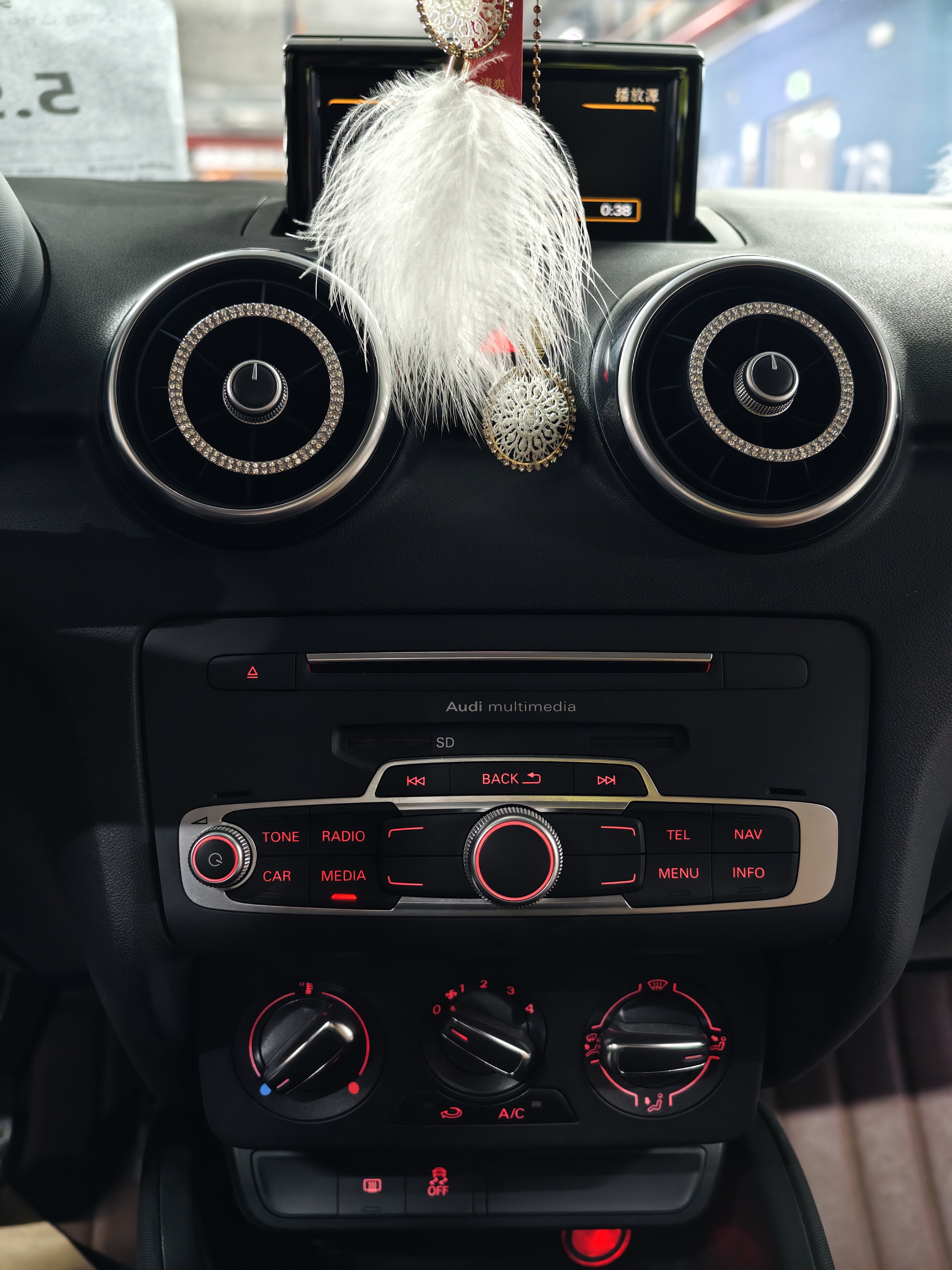 Audi A1 2017 car image #11