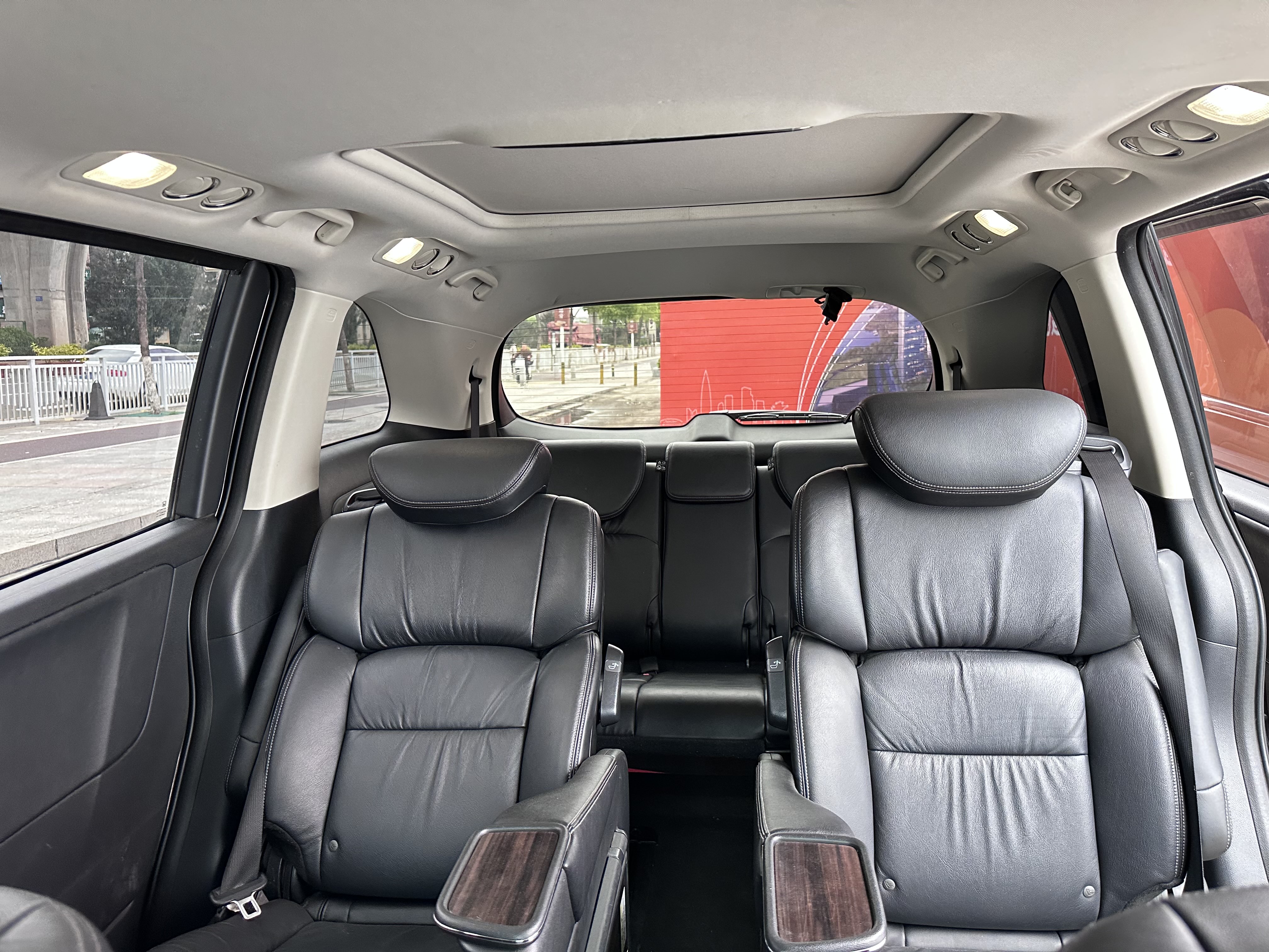 Honda Elysion 2017 imagem de carro #11