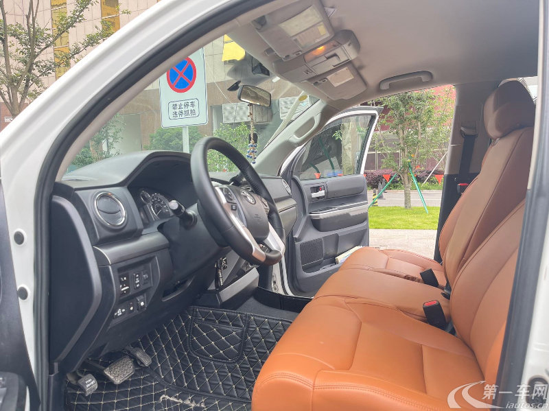 Toyota Tundra 2015 immagine di auto #11