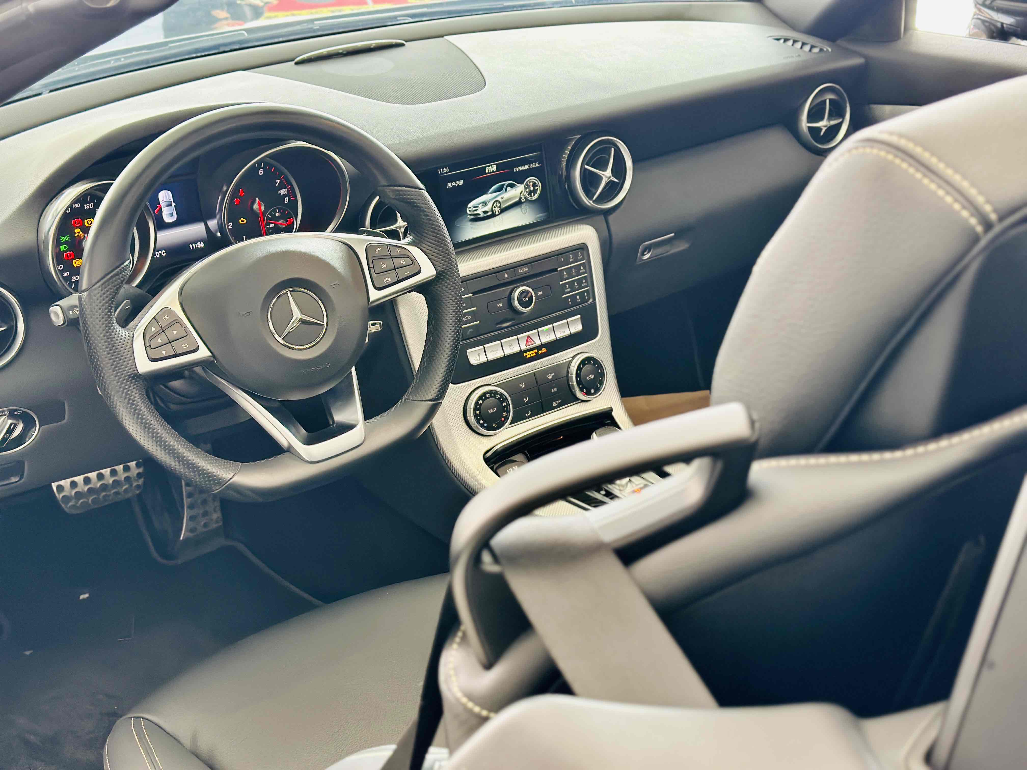 Mercedes-Benz SLC Class 2019 #11 Mercedes-Benz SLC Class 2019 car image #11