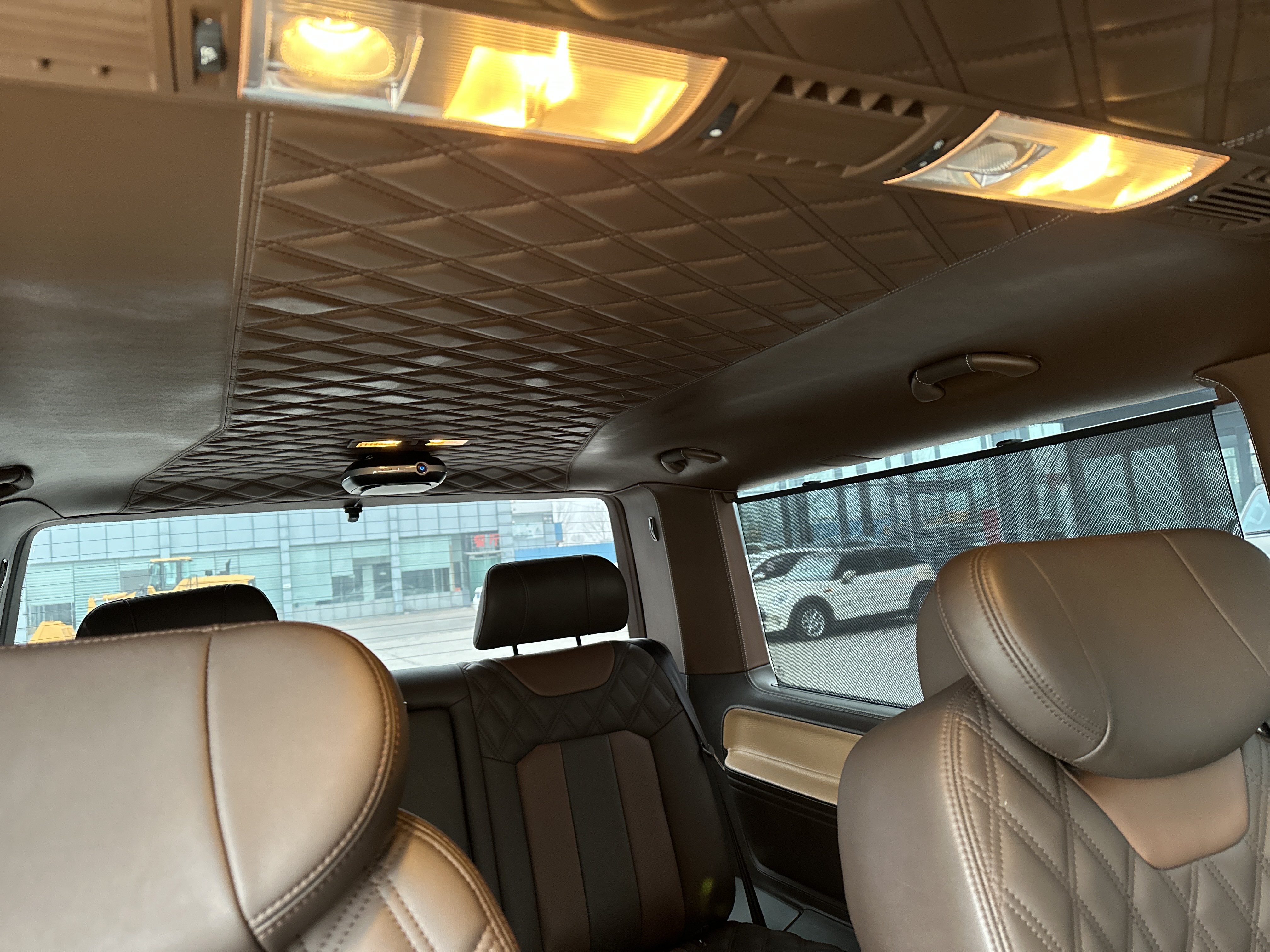 Volkswagen Caravelle 2019 car image #11