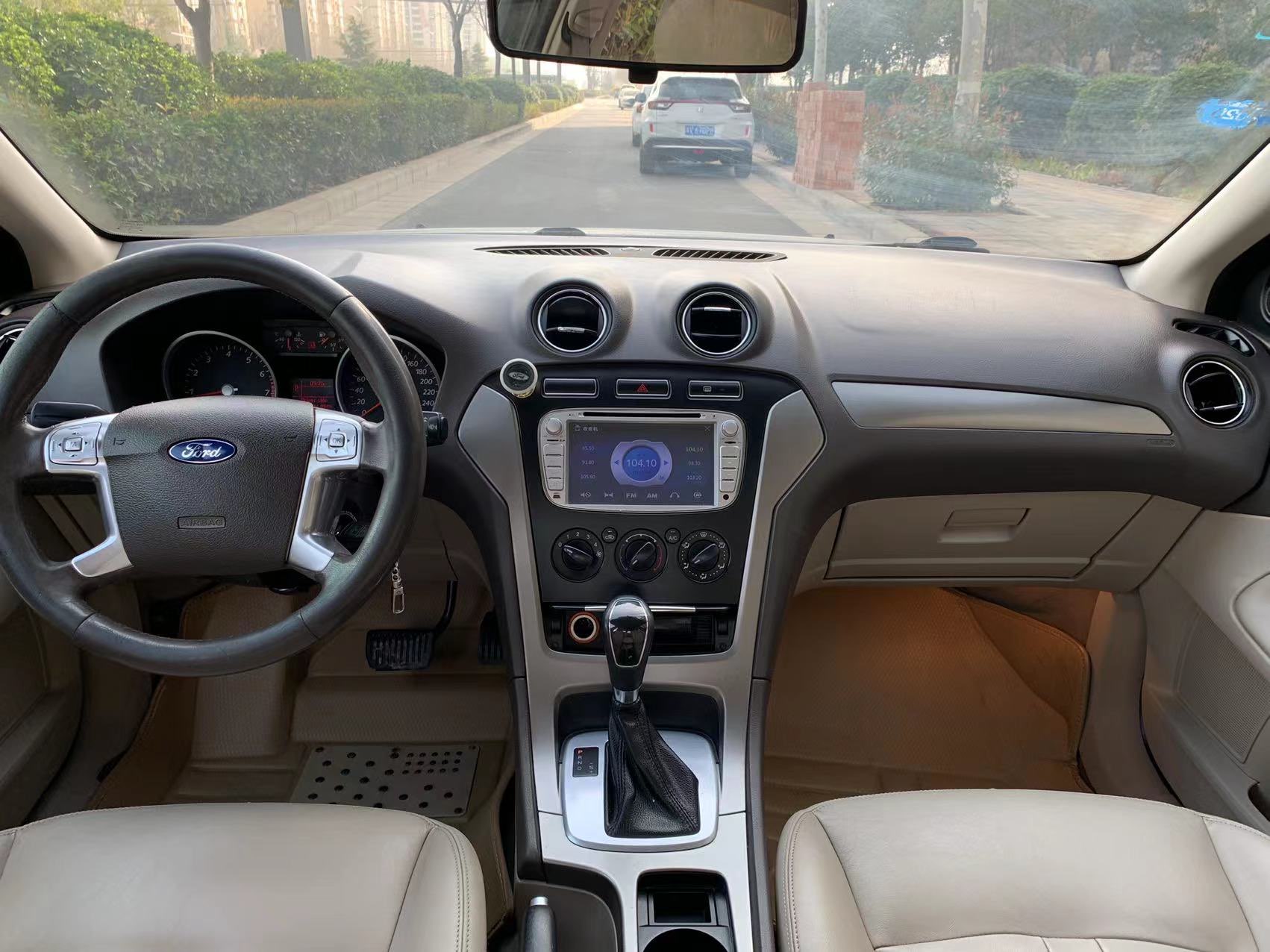 Ford Zhisheng 2015 #11 Ford Zhisheng 2015 car image #11