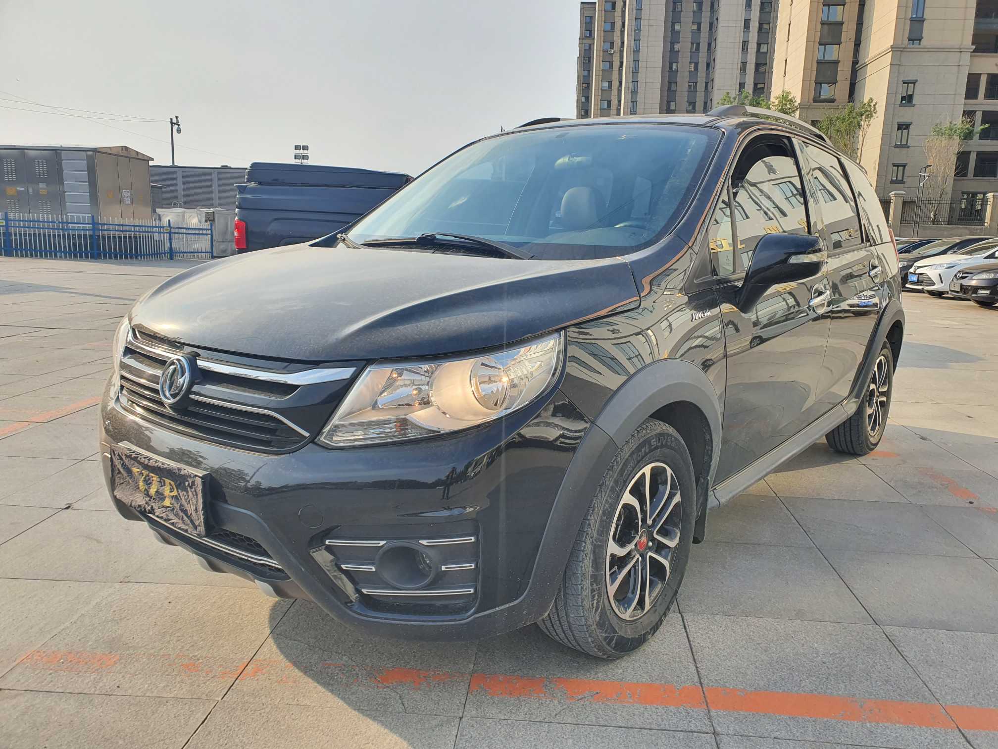 Forthing JOYEAR XV 2017 imagem de carro #11