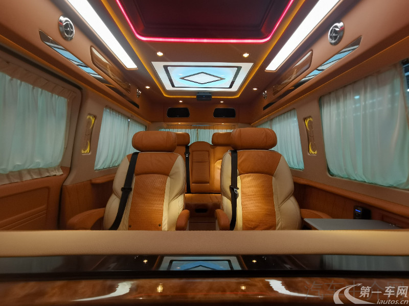 Volkswagen Caravelle 2019 #11 Volkswagen Caravelle 2019 car image #11