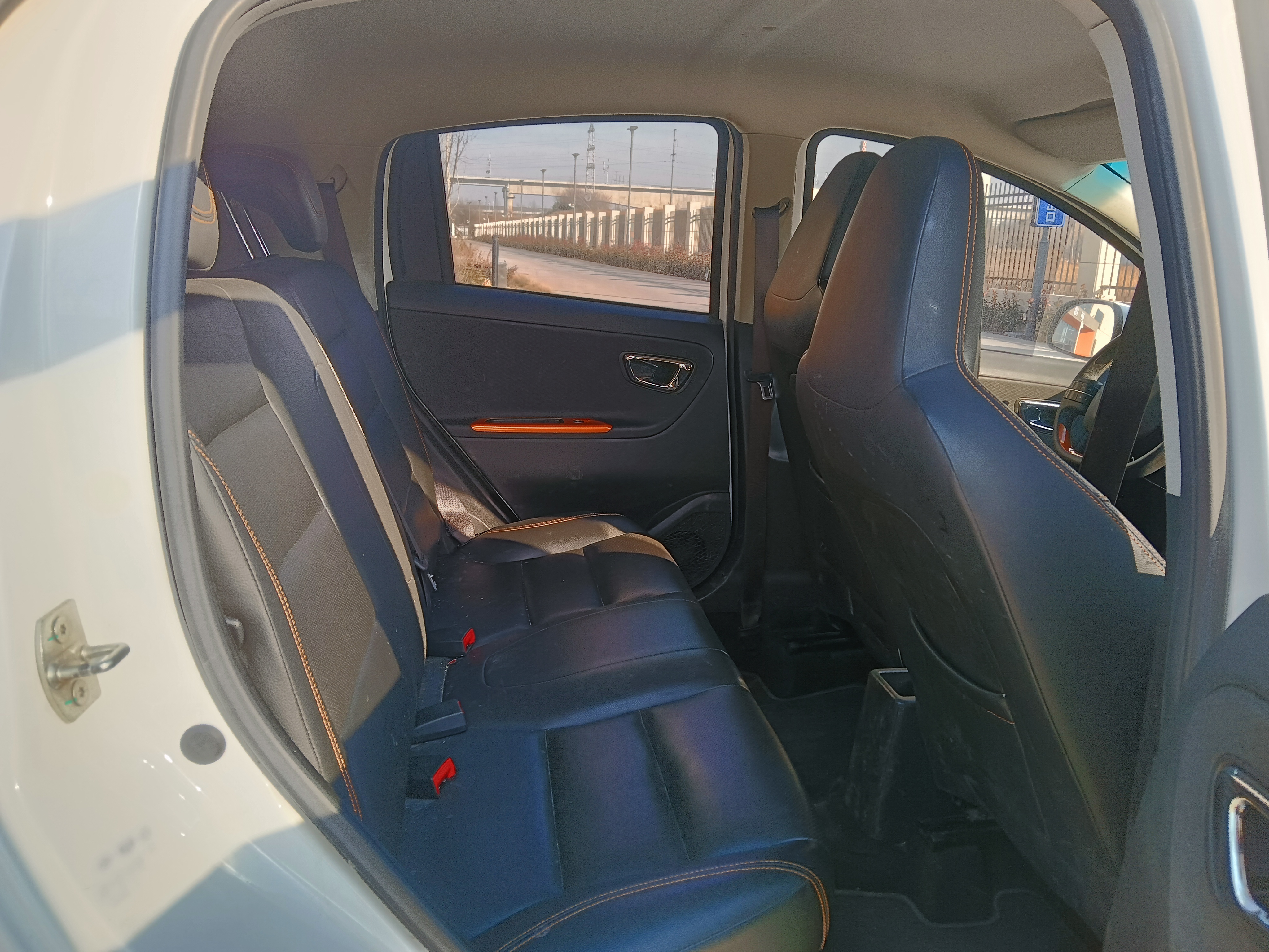 GEELY Vision X1 2019 صورة سيارة #11