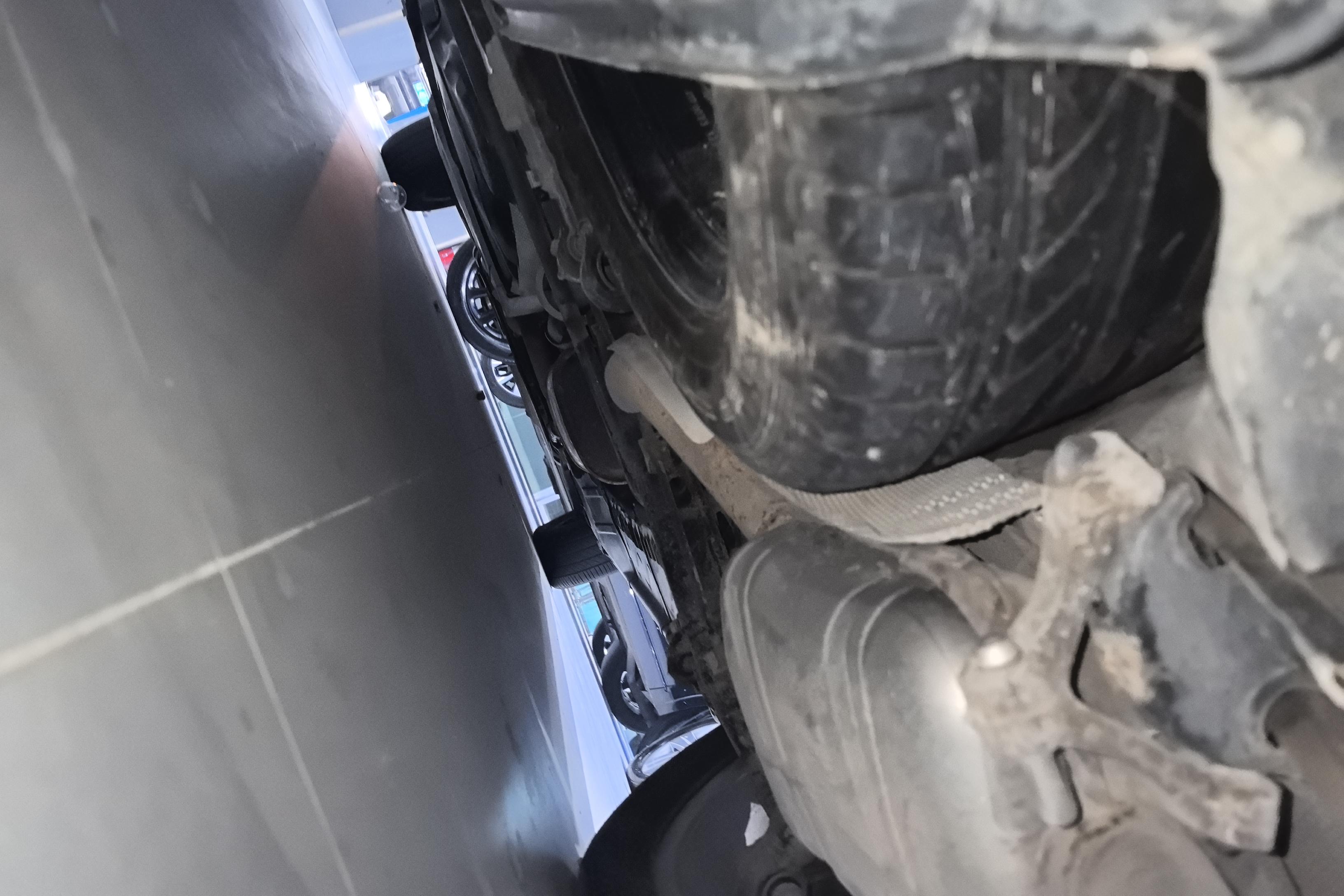 Volkswagen Caravelle 2018 immagine di auto #11