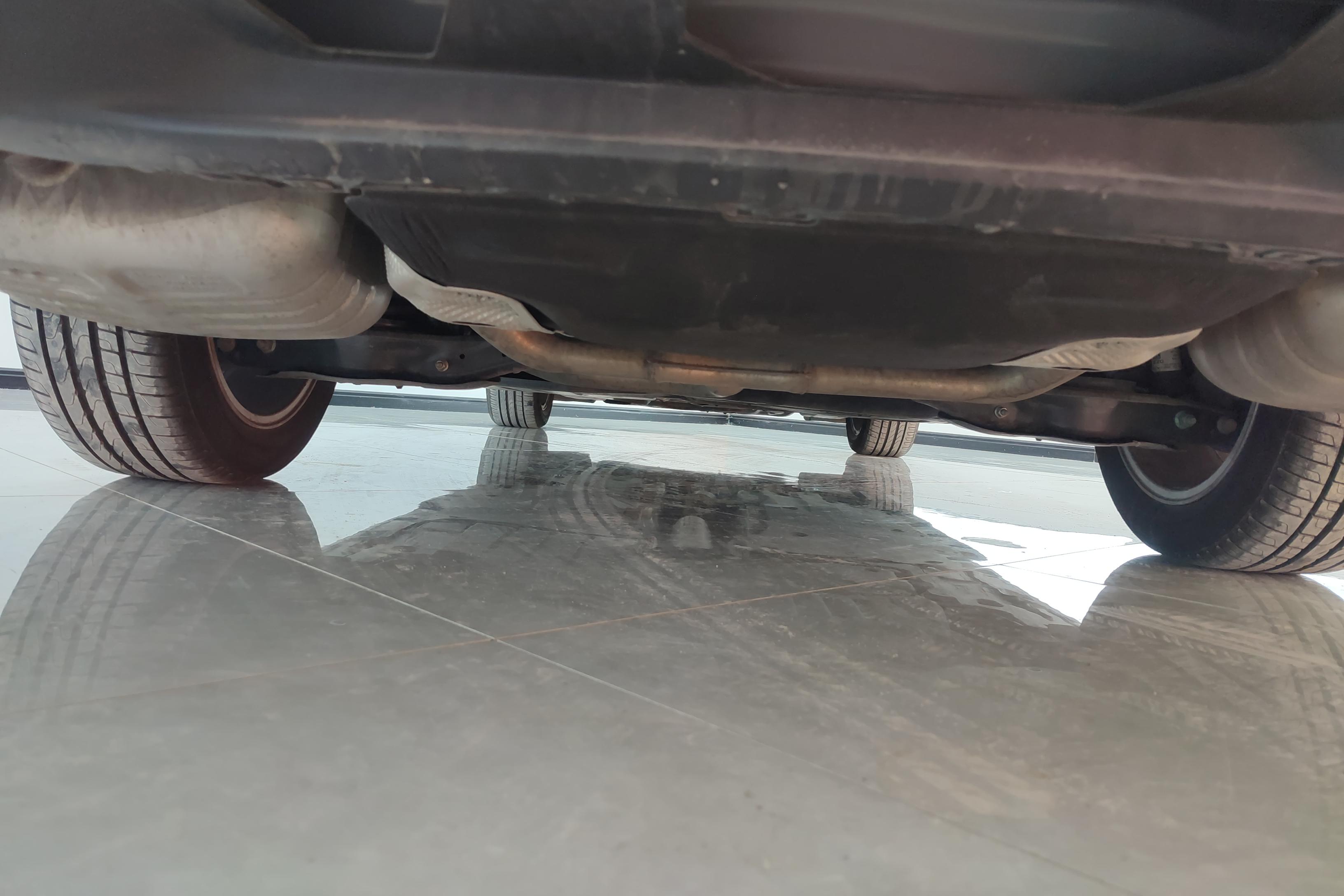 Volkswagen Passat Variant 2022 immagine di auto #11