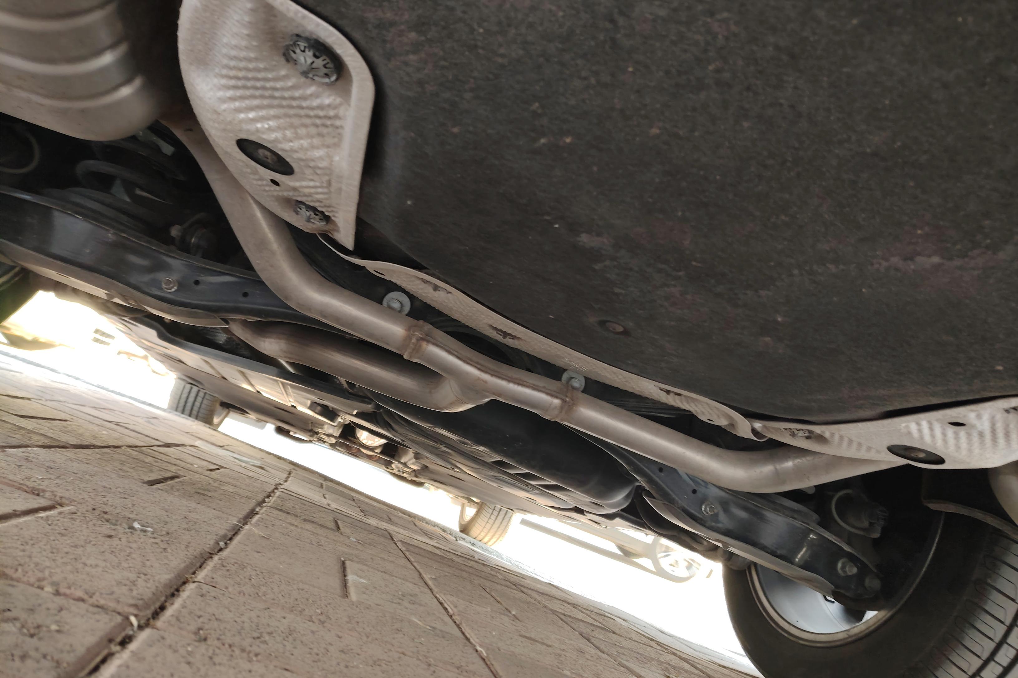 Volkswagen Passat Variant 2022 immagine di auto #11