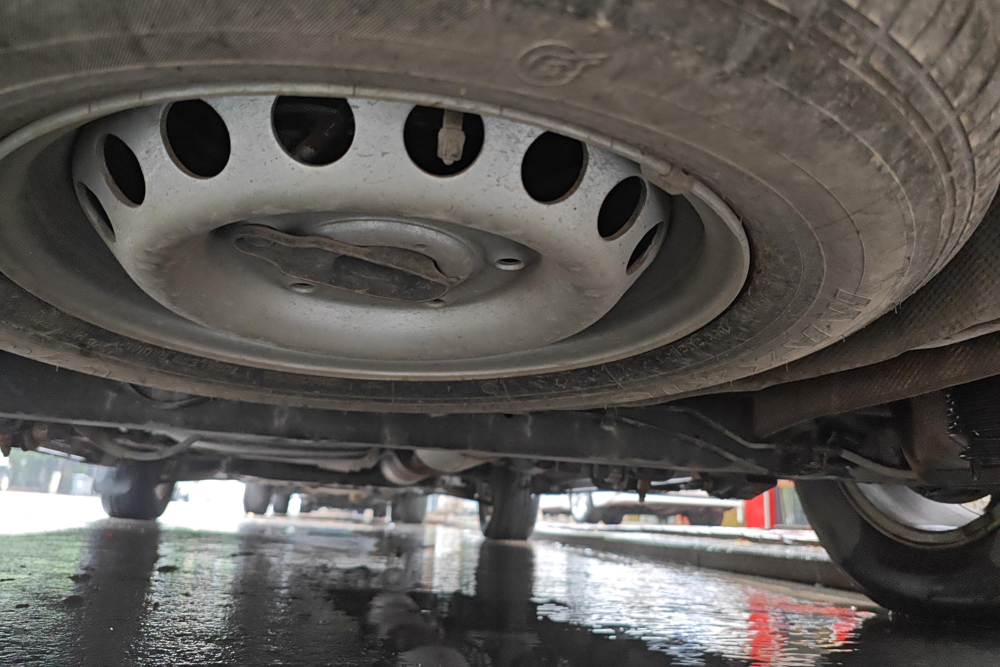 Ford Tourneo 2016 immagine di auto #11