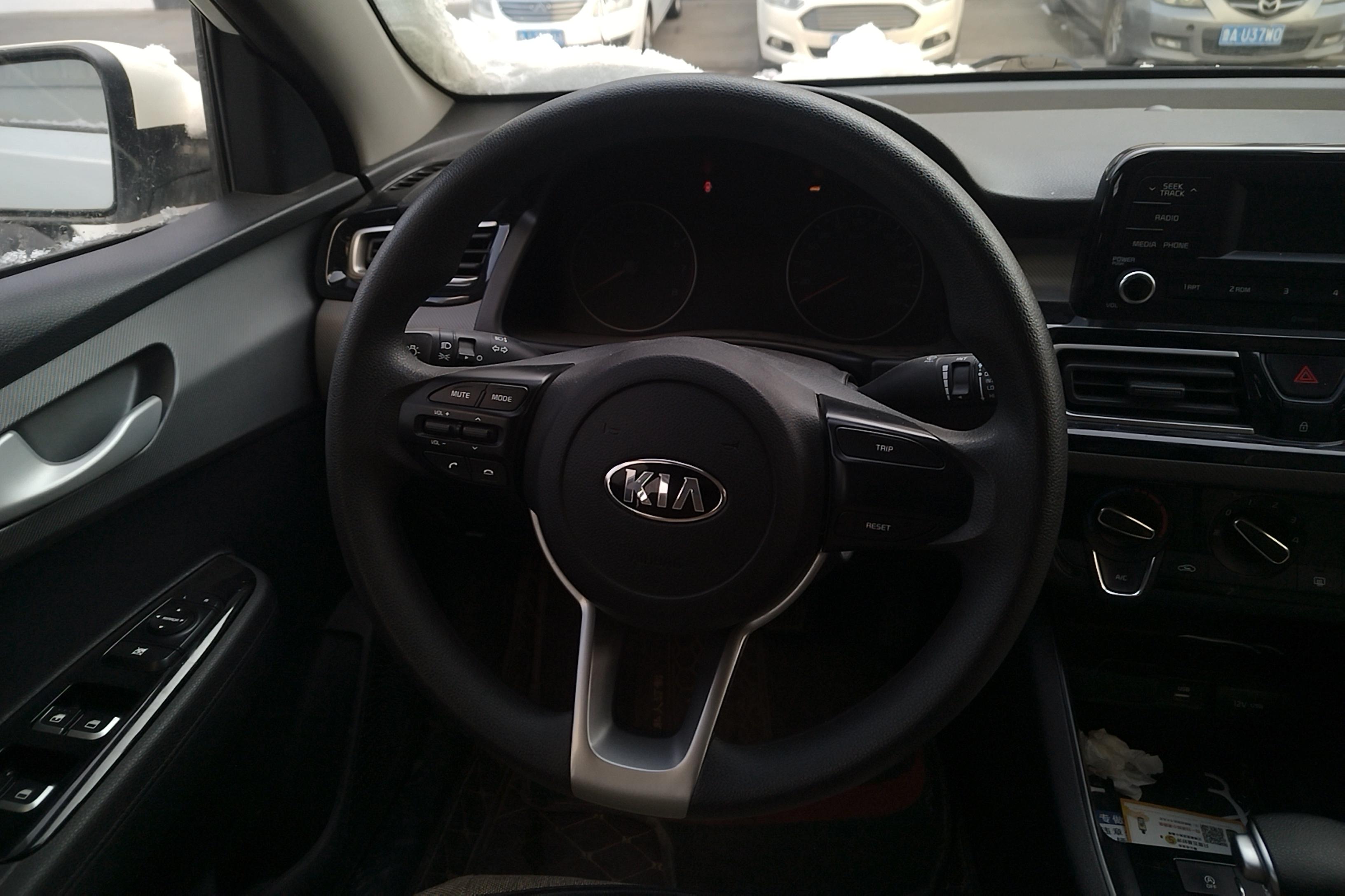 Kia Forte 2020 imagen de coche #11