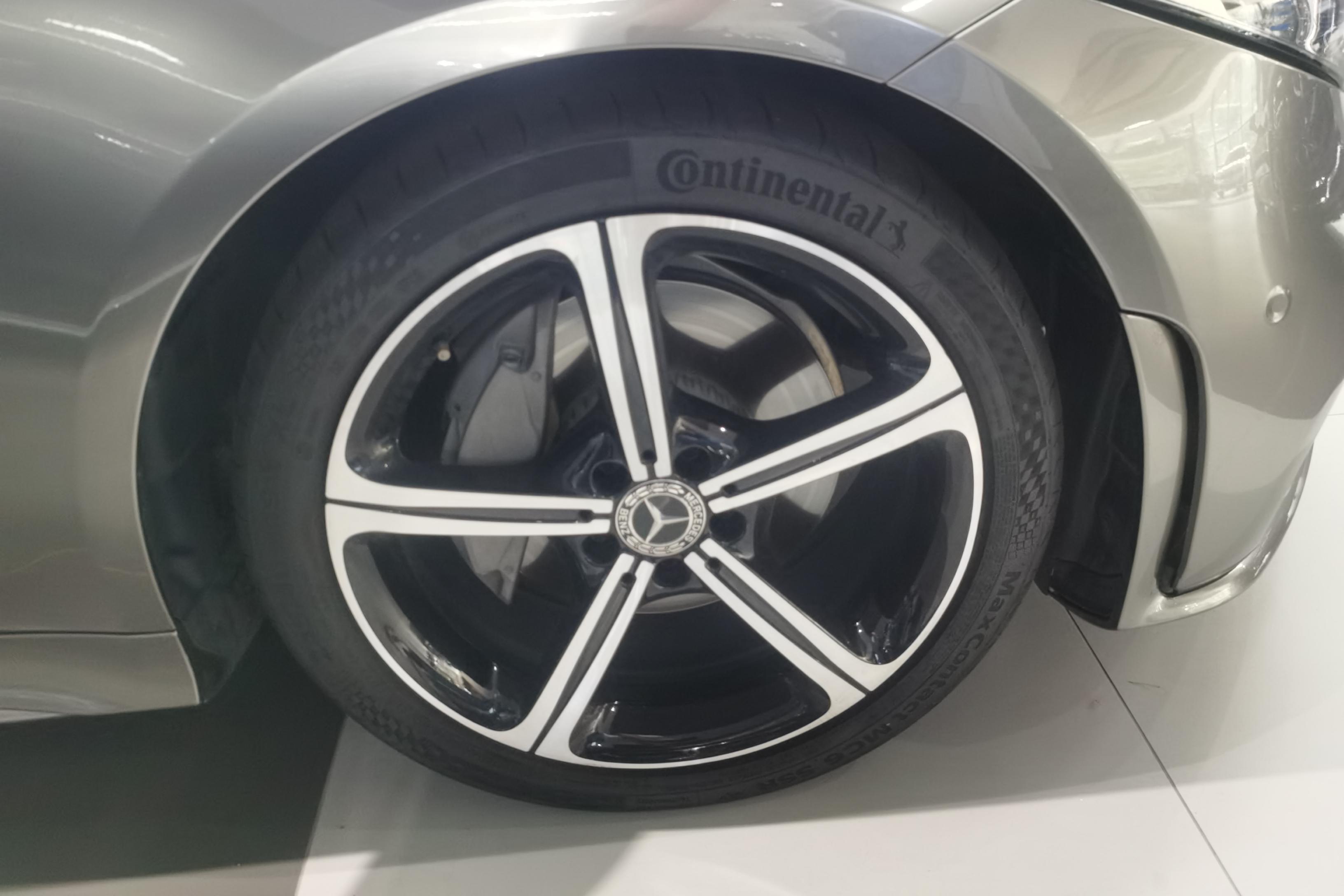 Mercedes-Benz CLS Class 2018 car image #11