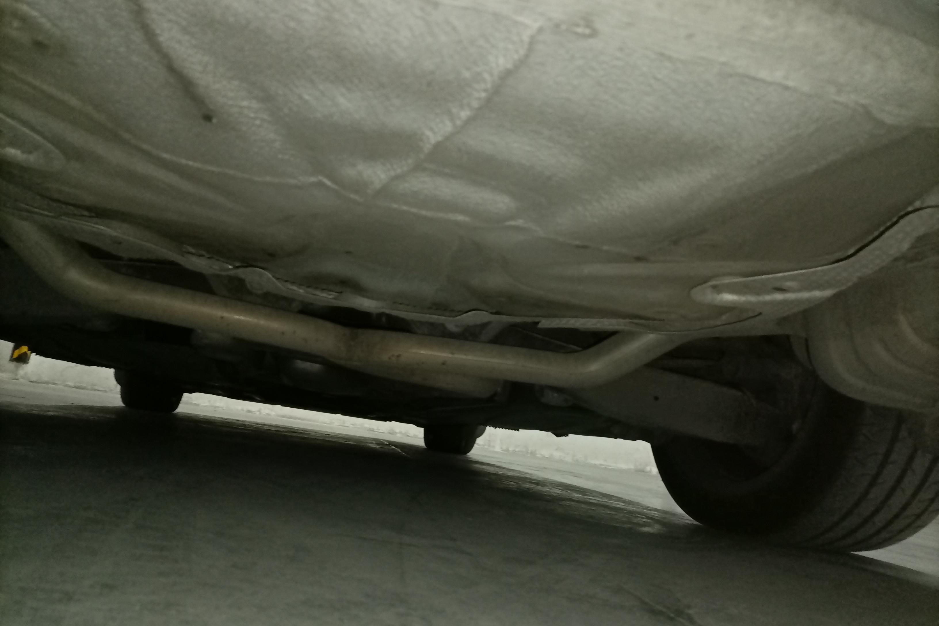 Skoda Superb Combi 2014 car image #11