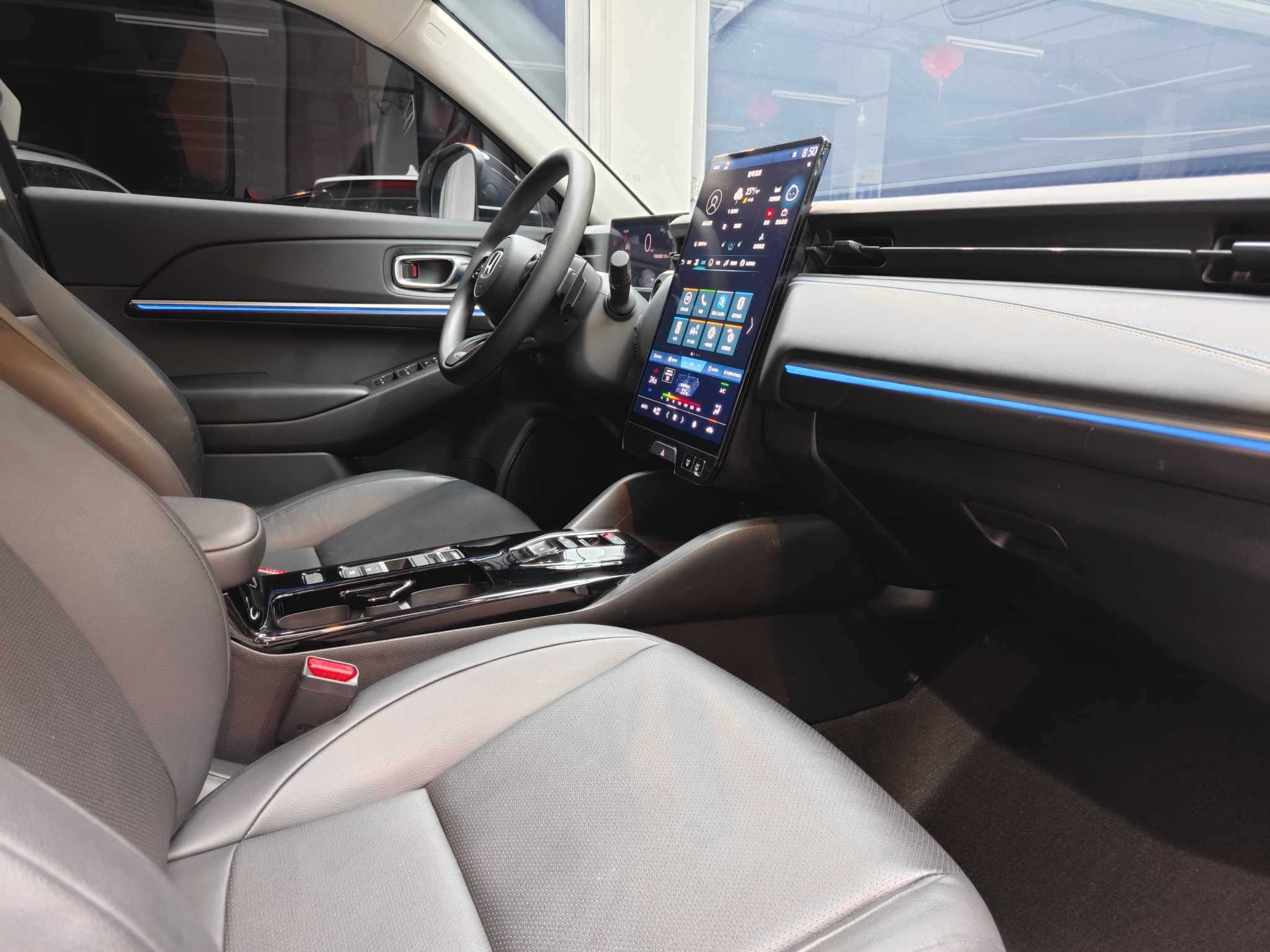 Honda e:NS1 2024 immagine di auto #11