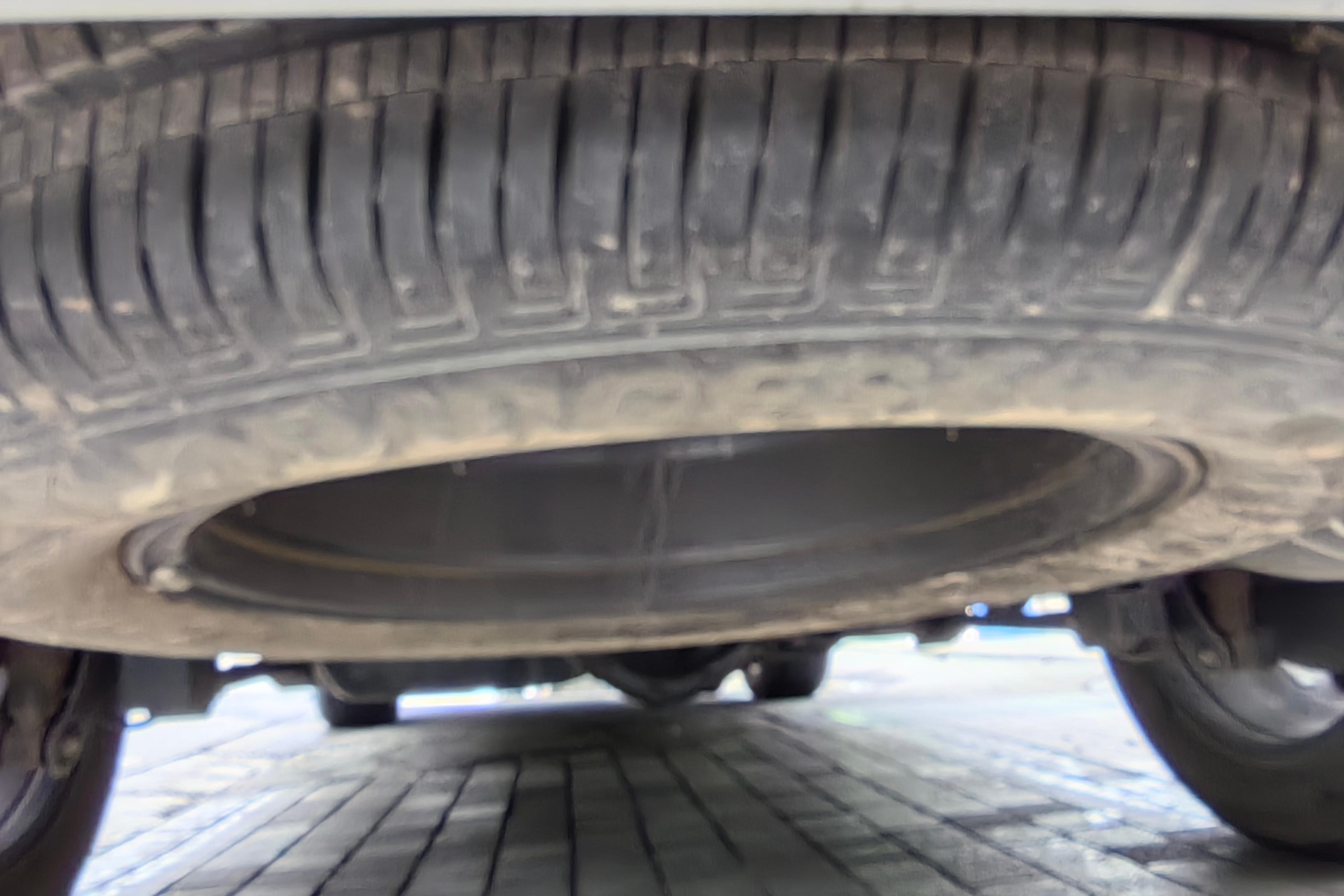 Roewe RX8 2018 изображение автомобиля #11