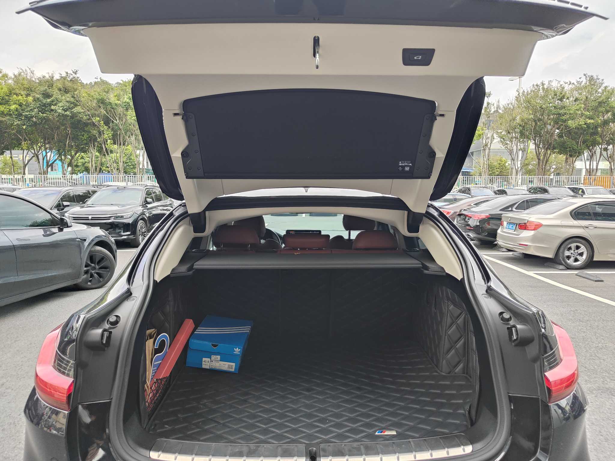 BMW X4 M40i 2022 immagine di auto #11