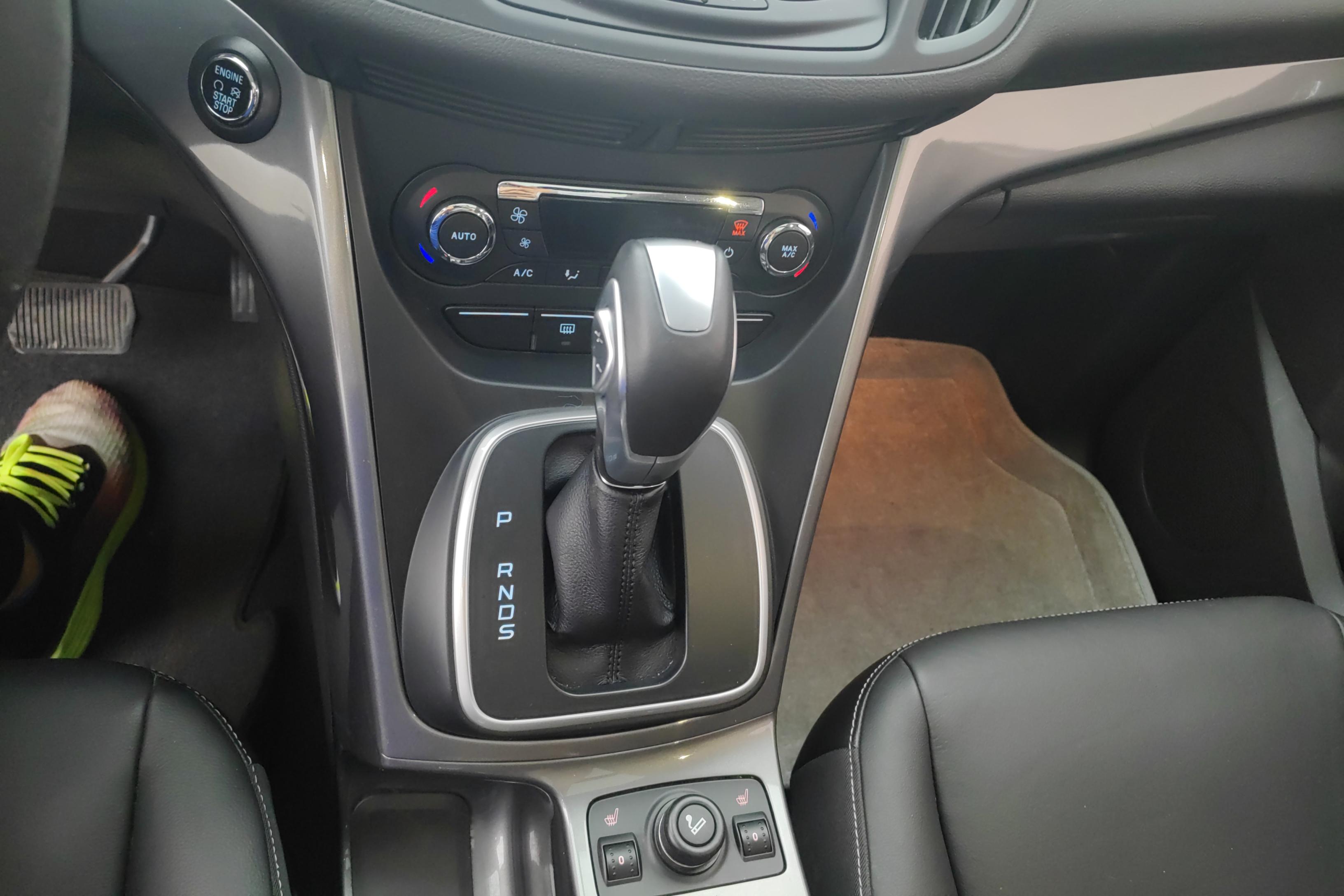 Ford Kuga 2015 imagem de carro #11