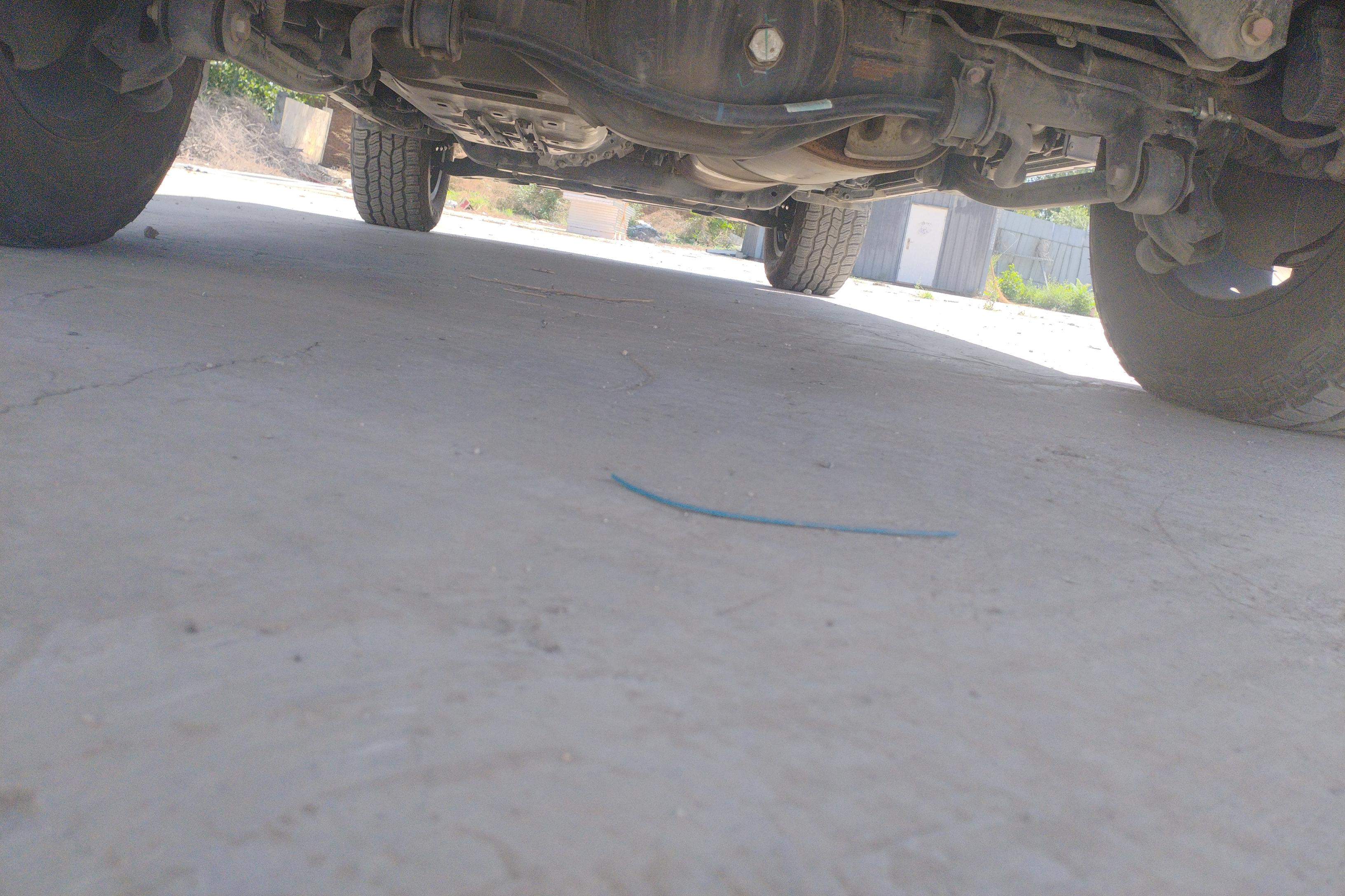 Tank 400 2023 car image #11