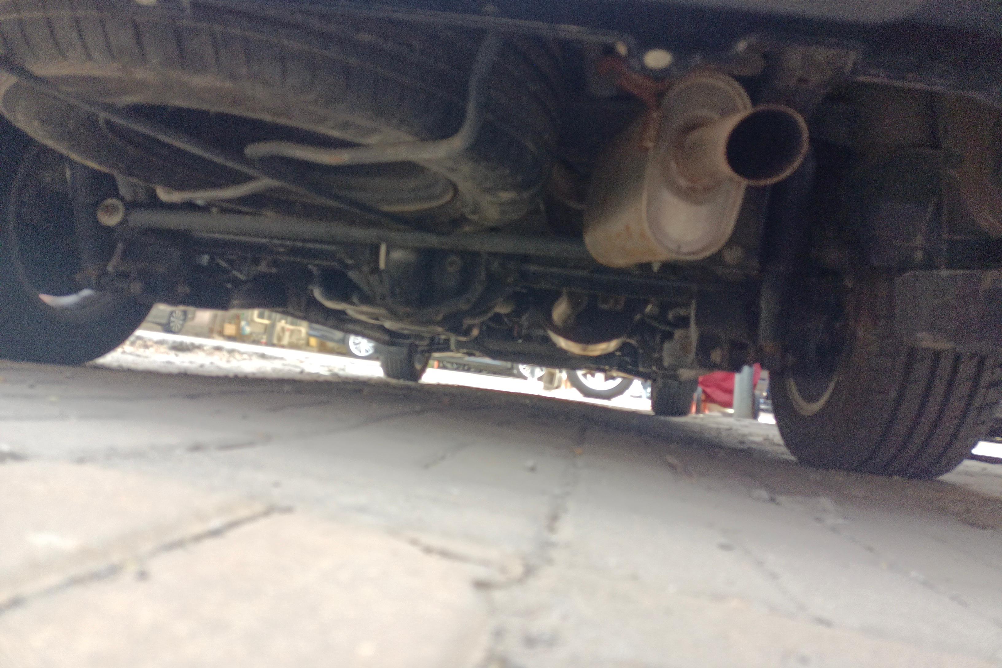 Forthing Lingzhi PLUS 2021 #11 Forthing Lingzhi PLUS 2021 car image #11