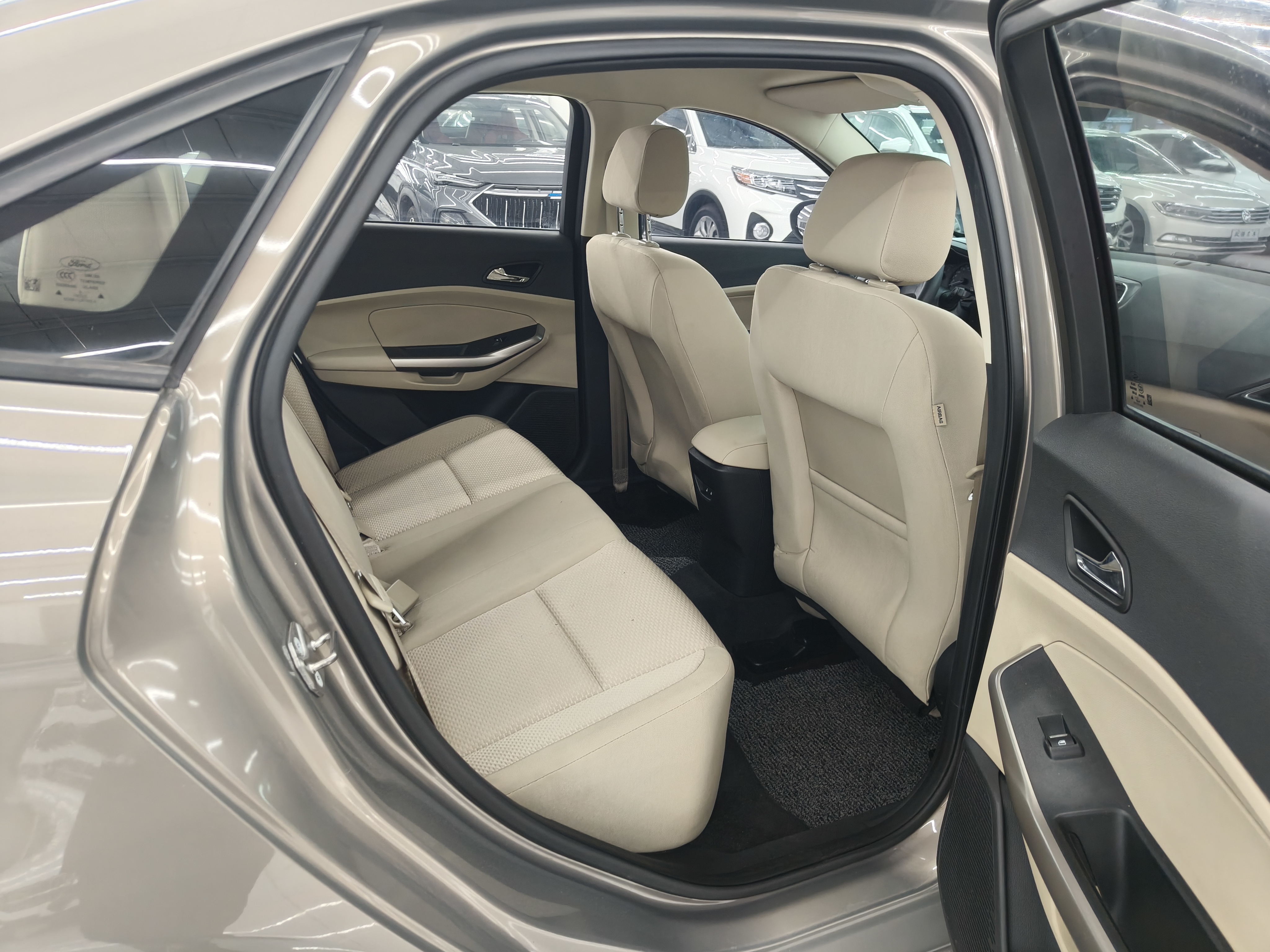 Ford Escort 2016 immagine di auto #11