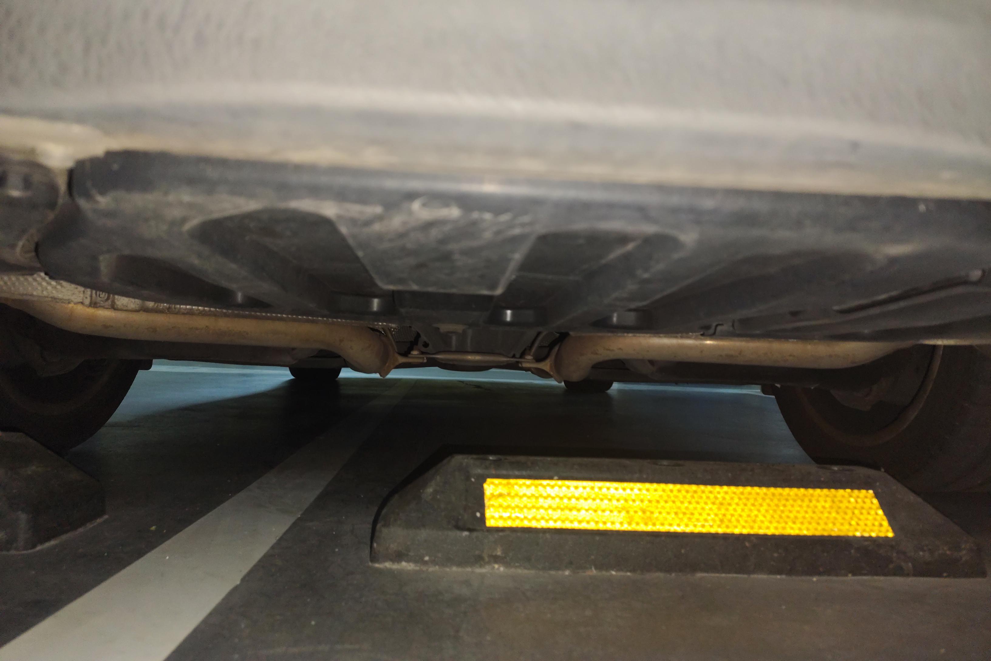 Mercedes-Benz CLS Class 2011 car image #11