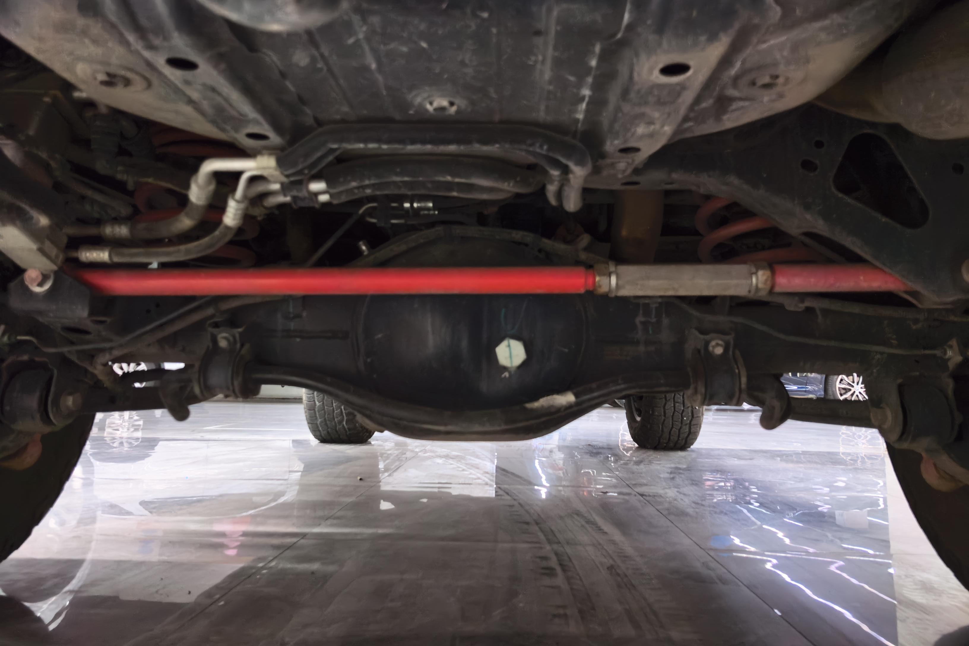 Tank 400 2023 car image #11