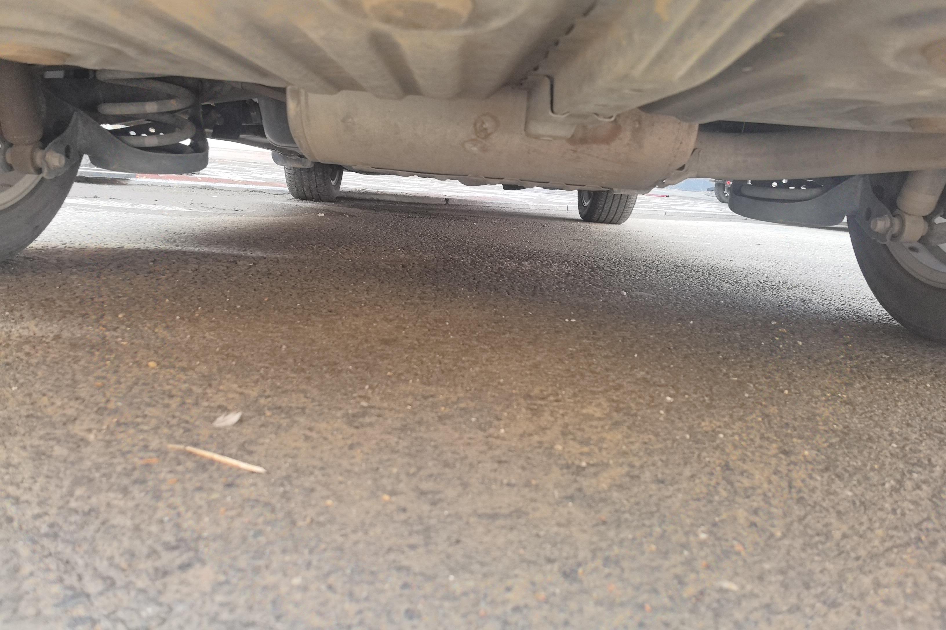 Toyota Previa 2012 car image #11