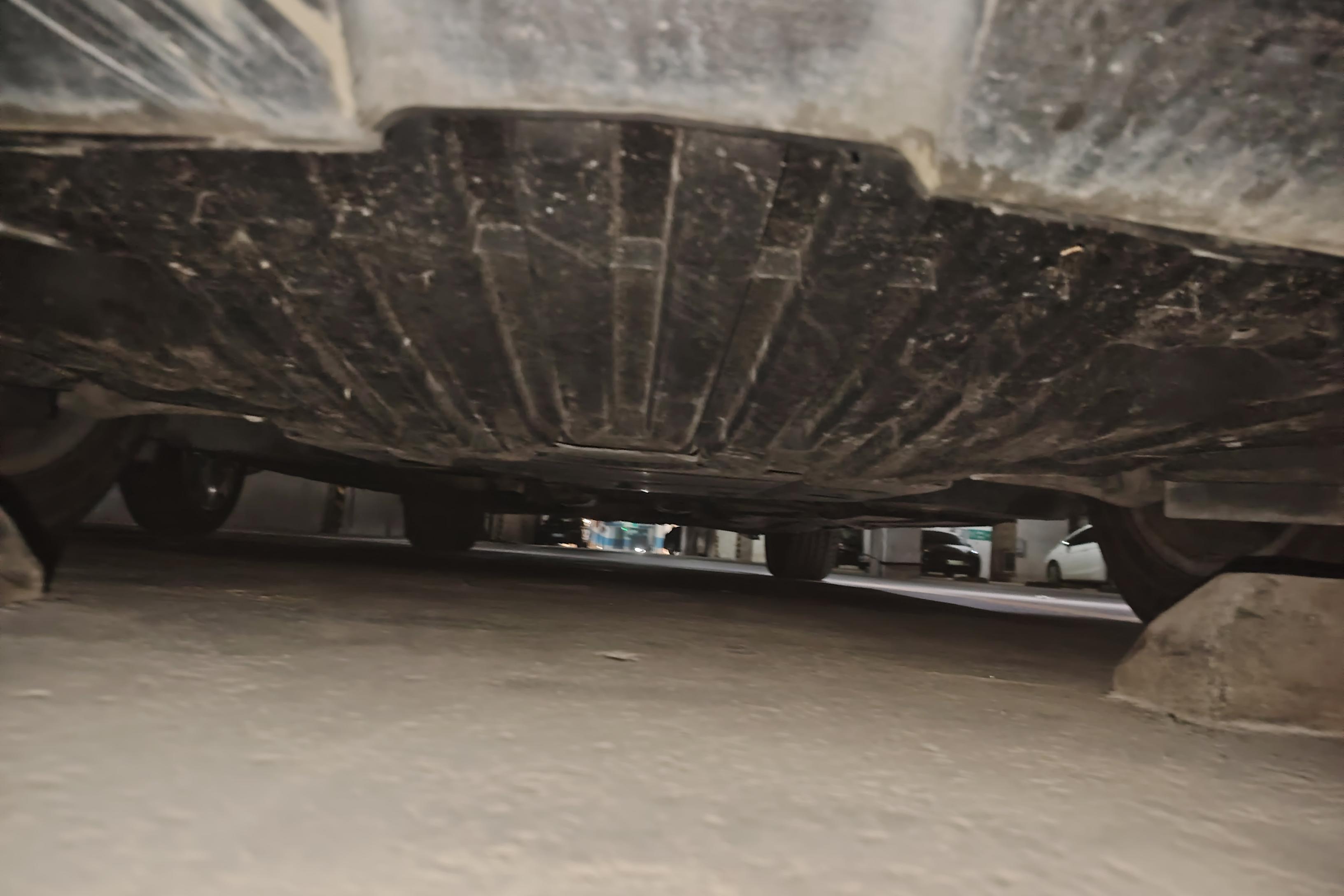 Mercedes-Benz R Class 2012 #11 Mercedes-Benz R Class 2012 car image #11