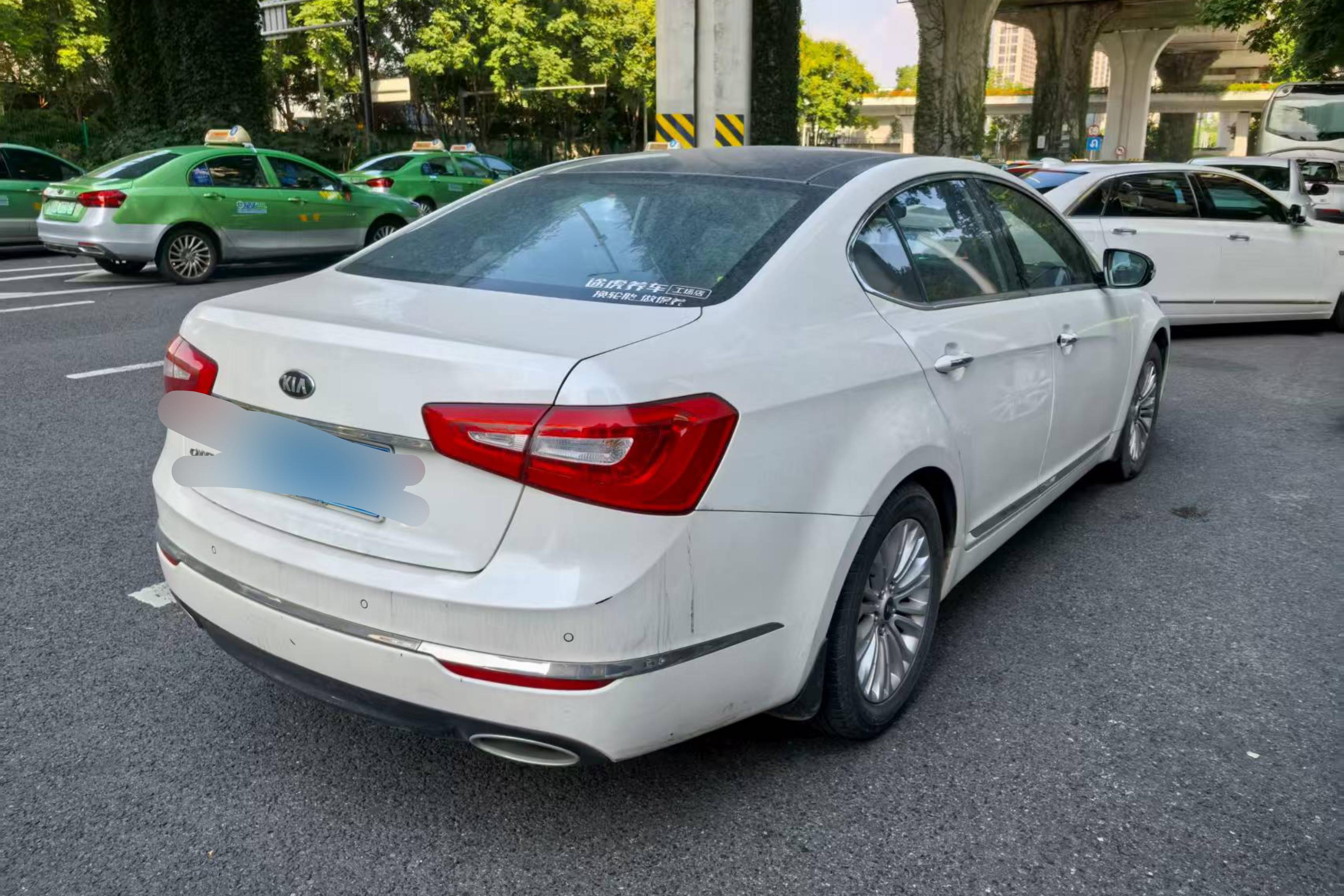 Kia Cadenza 2014 car image #11