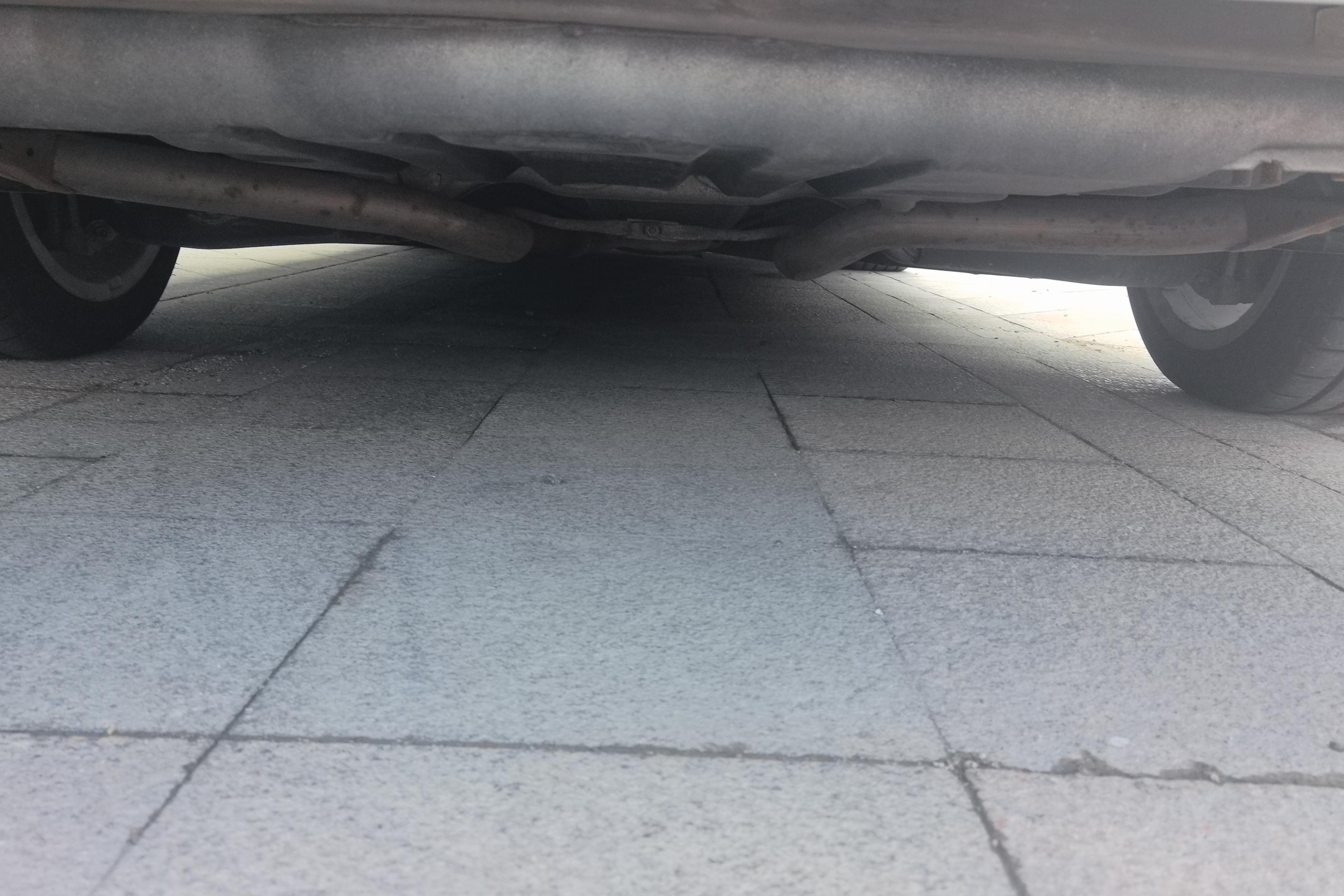 Mercedes-Benz CLS AMG 2010 car image #11