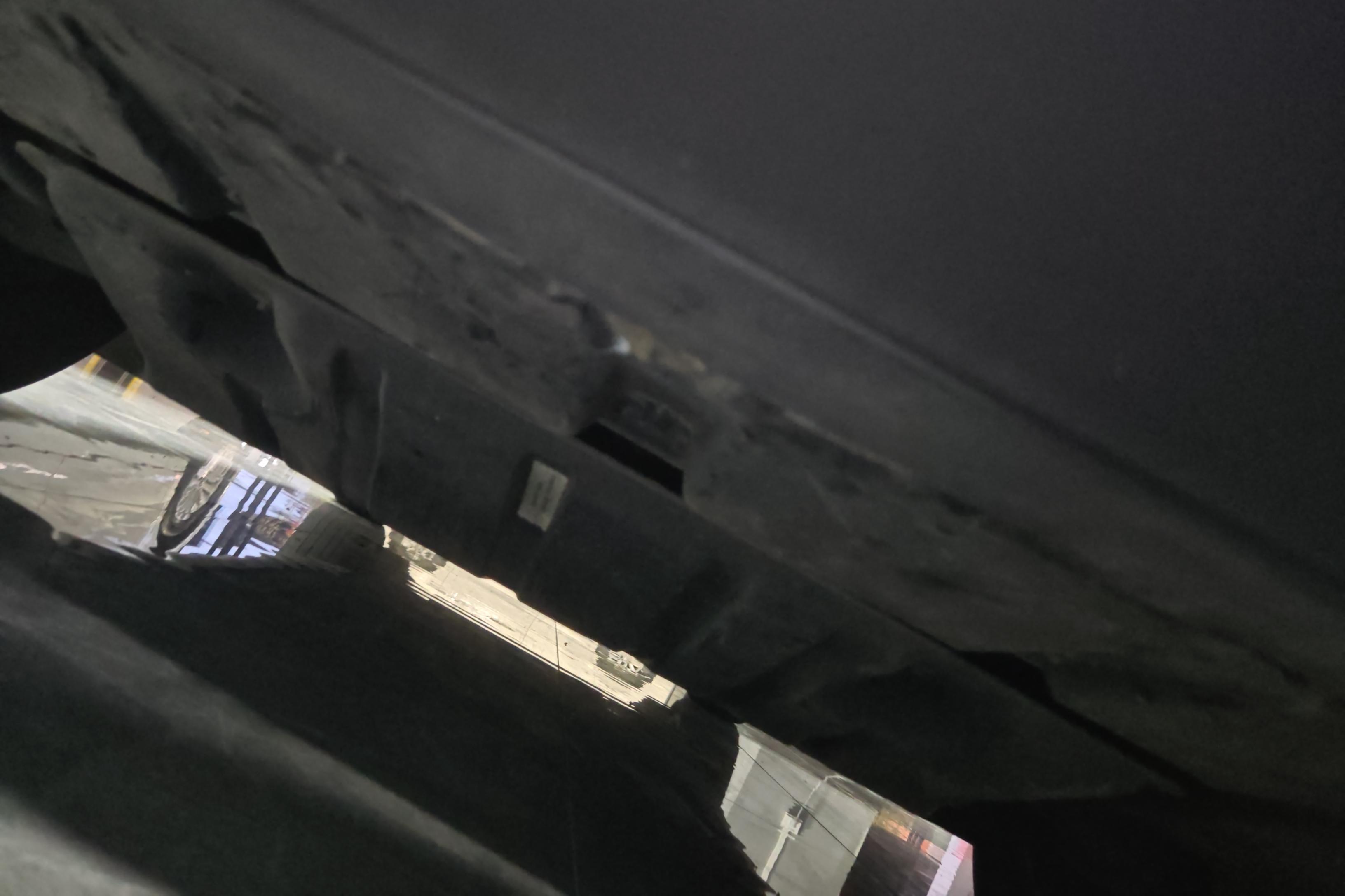 Mercedes-Benz EQC Class 2020 car image #11