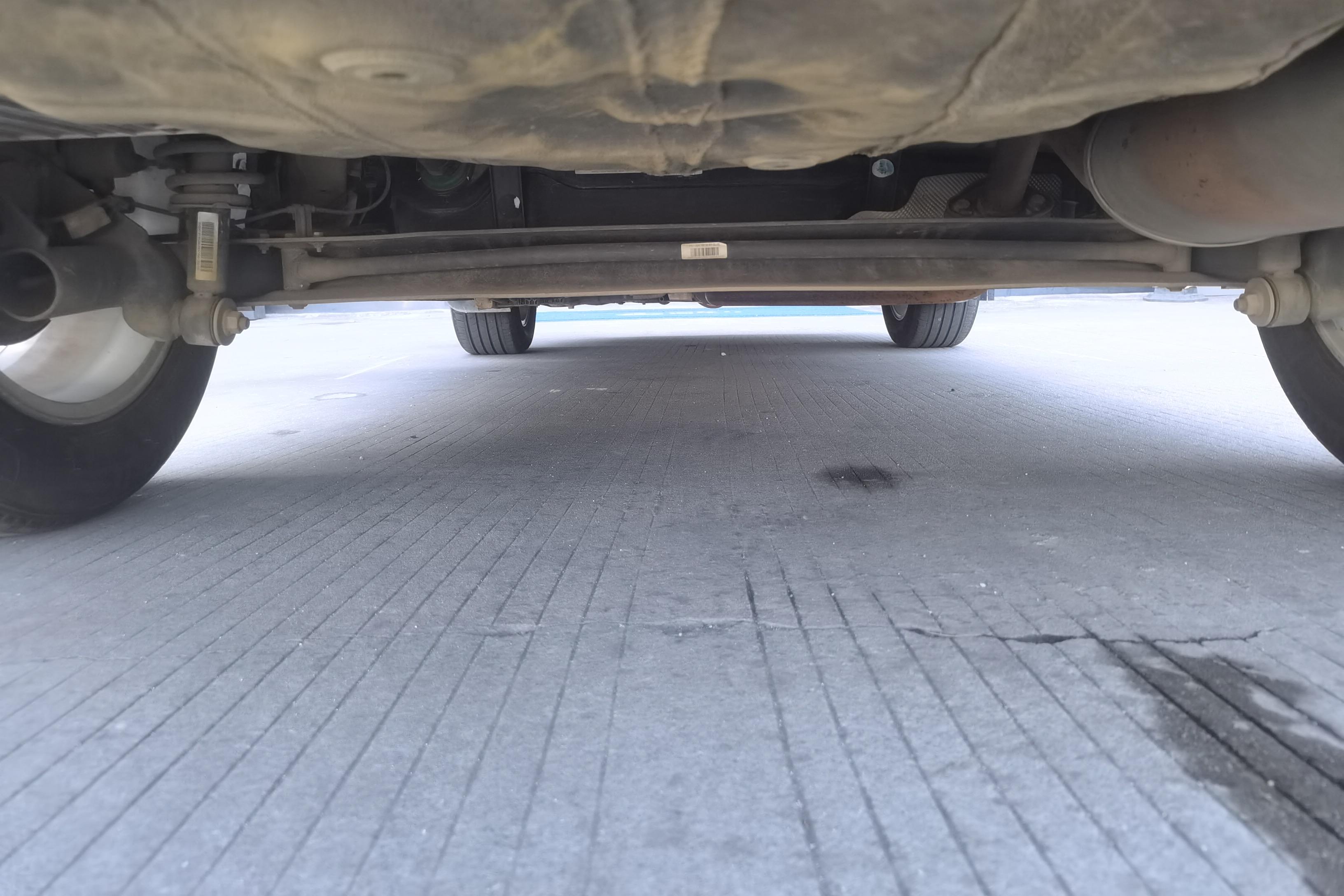 GEELY Vision 2021 car image #11