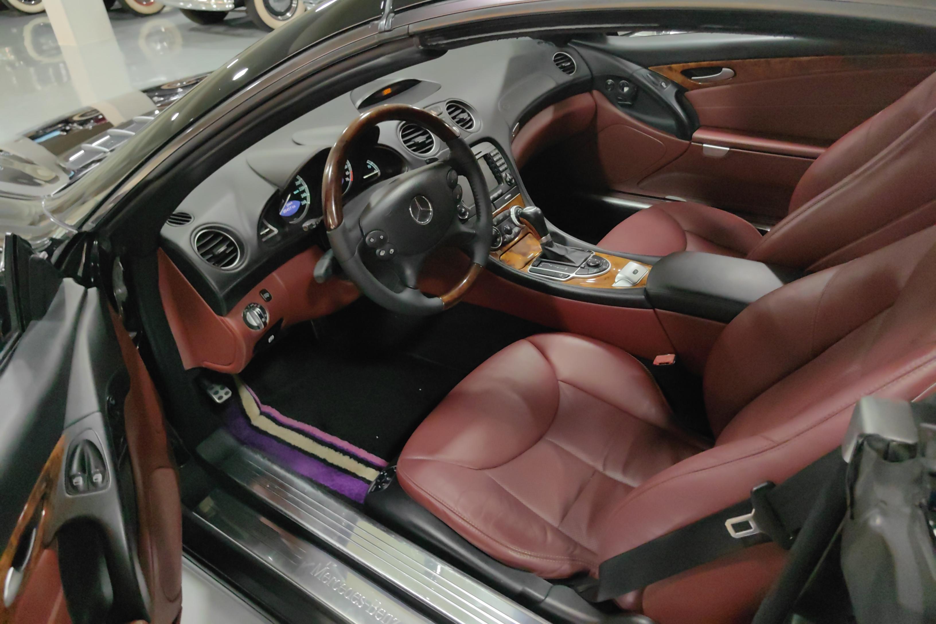 Mercedes-Benz SL Class 2007 #11 Mercedes-Benz SL Class 2007 car image #11