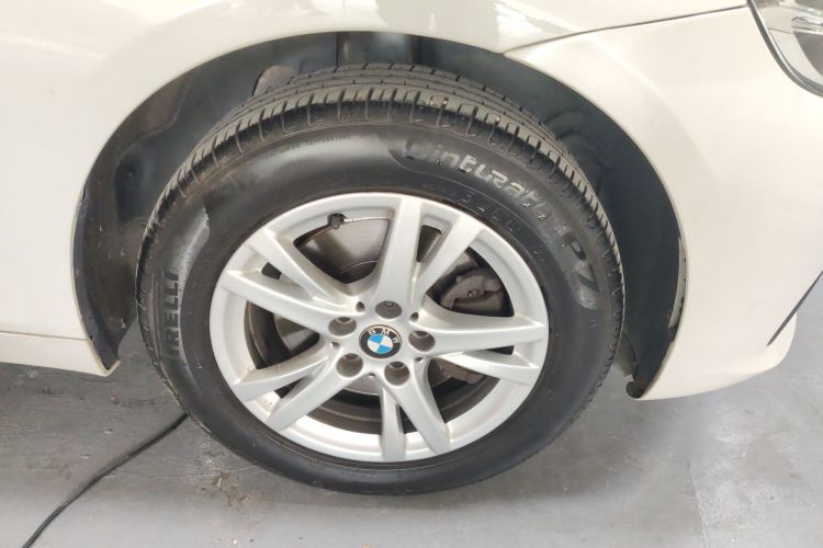 BMW 2 Series Gran Tourer 2015 car image #11