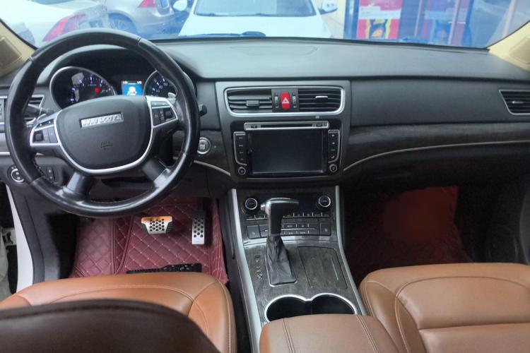 Haval H8 2016 #11 Haval H8 2016 car image #11