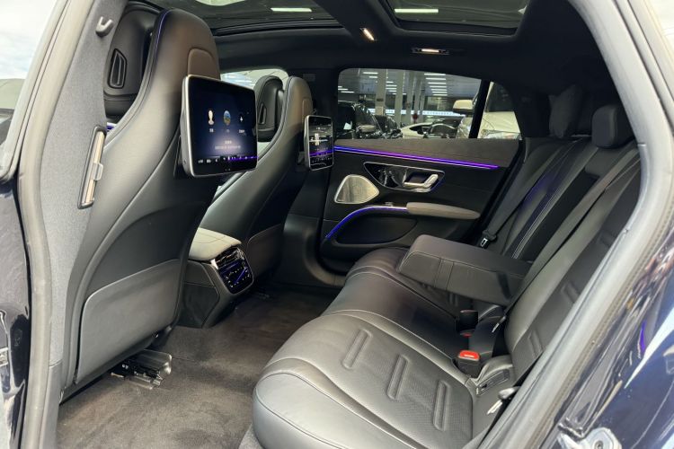 Mercedes-Benz EQS AMG 2022 imagen de coche #11