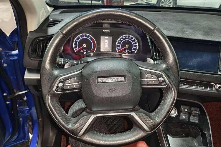 Haval H2s 2017 #11 Haval H2s 2017 car image #11