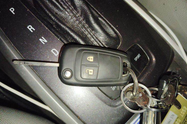 Chevrolet Lova 2016 #11 Chevrolet Lova 2016 immagine di auto #11